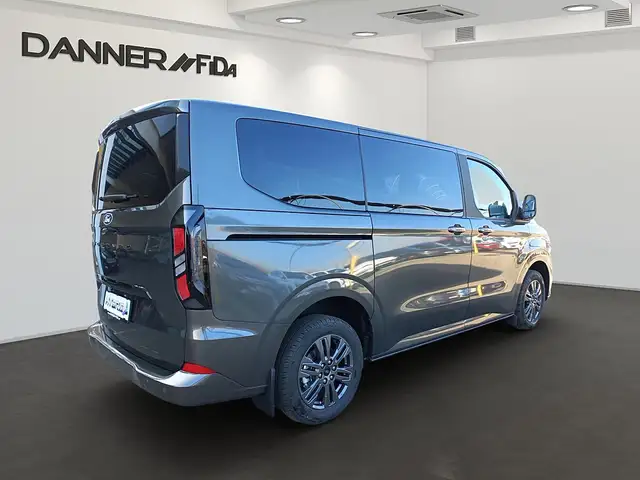 Ford Tourneo Custom Titanium 233PS Plug-in Hybrid L1H1 Automatik (V... Ansicht 4