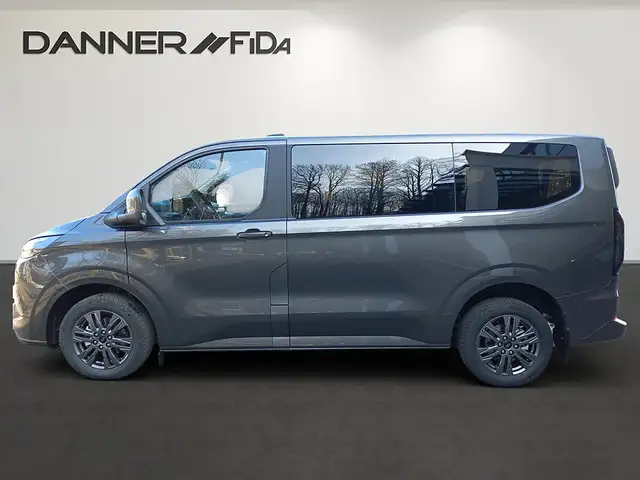 Ford Tourneo Custom Titanium 233PS Plug-in Hybrid L1H1 Automatik (V... Ansicht 6