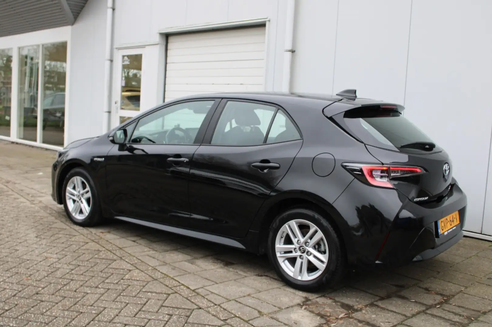 Toyota Corolla 1.8 Hybrid Active Noir - 2