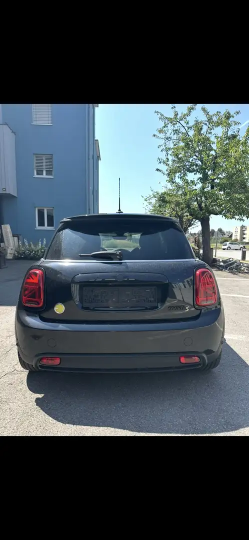 MINI Cooper SE 32,6kWh Aut. Schwarz - 2