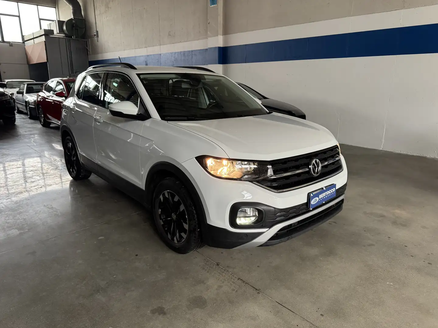 Volkswagen T-Cross T-Cross  1.6 tdi 95cv Bianco - 2