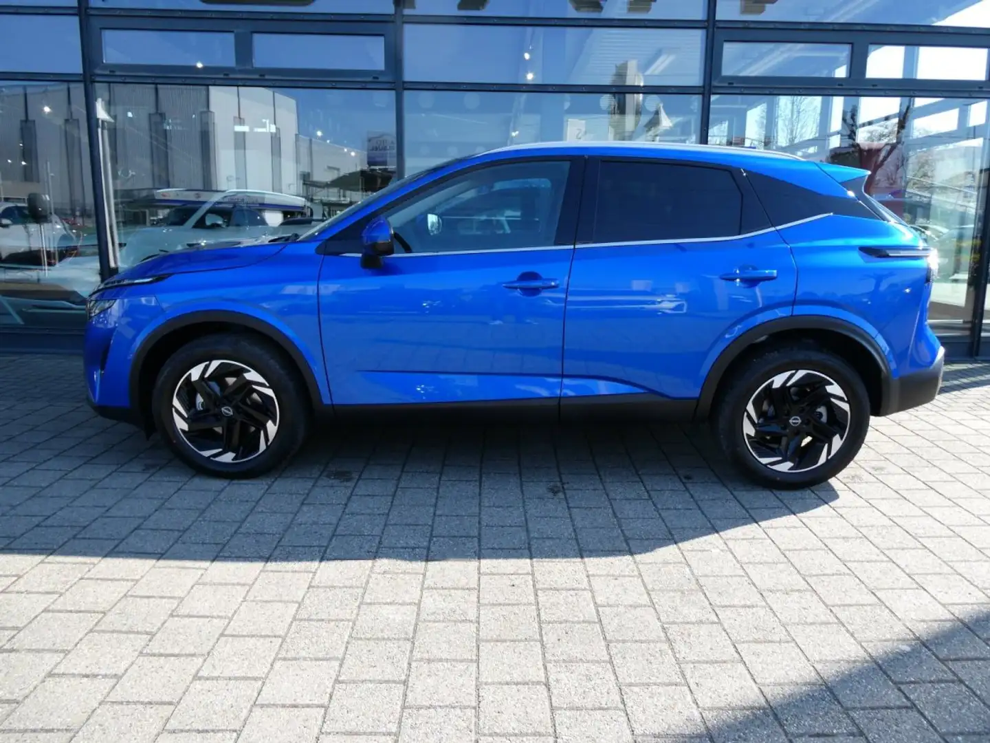 Nissan Qashqai 1.3 DIG-T MHEV FL N-Connecta*Winter*Komfort*Pano Blau - 2