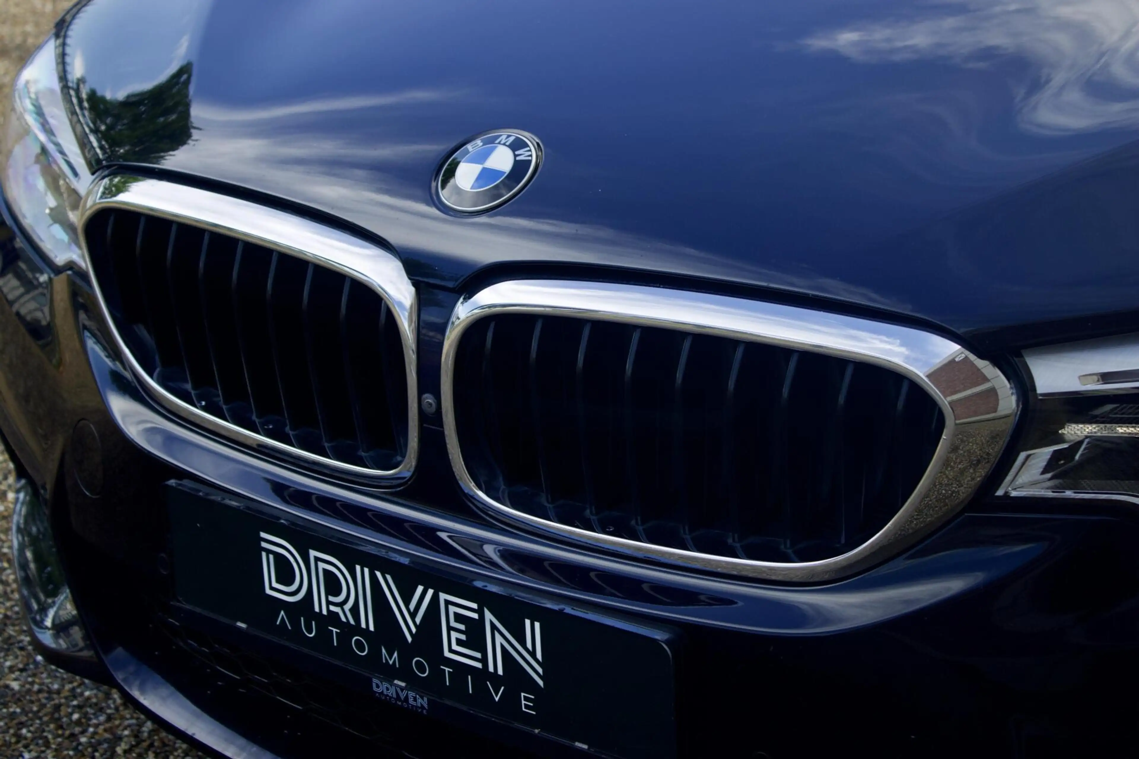 BMW 540 5-serie Touring 540i xDrive High Executive — photo 14