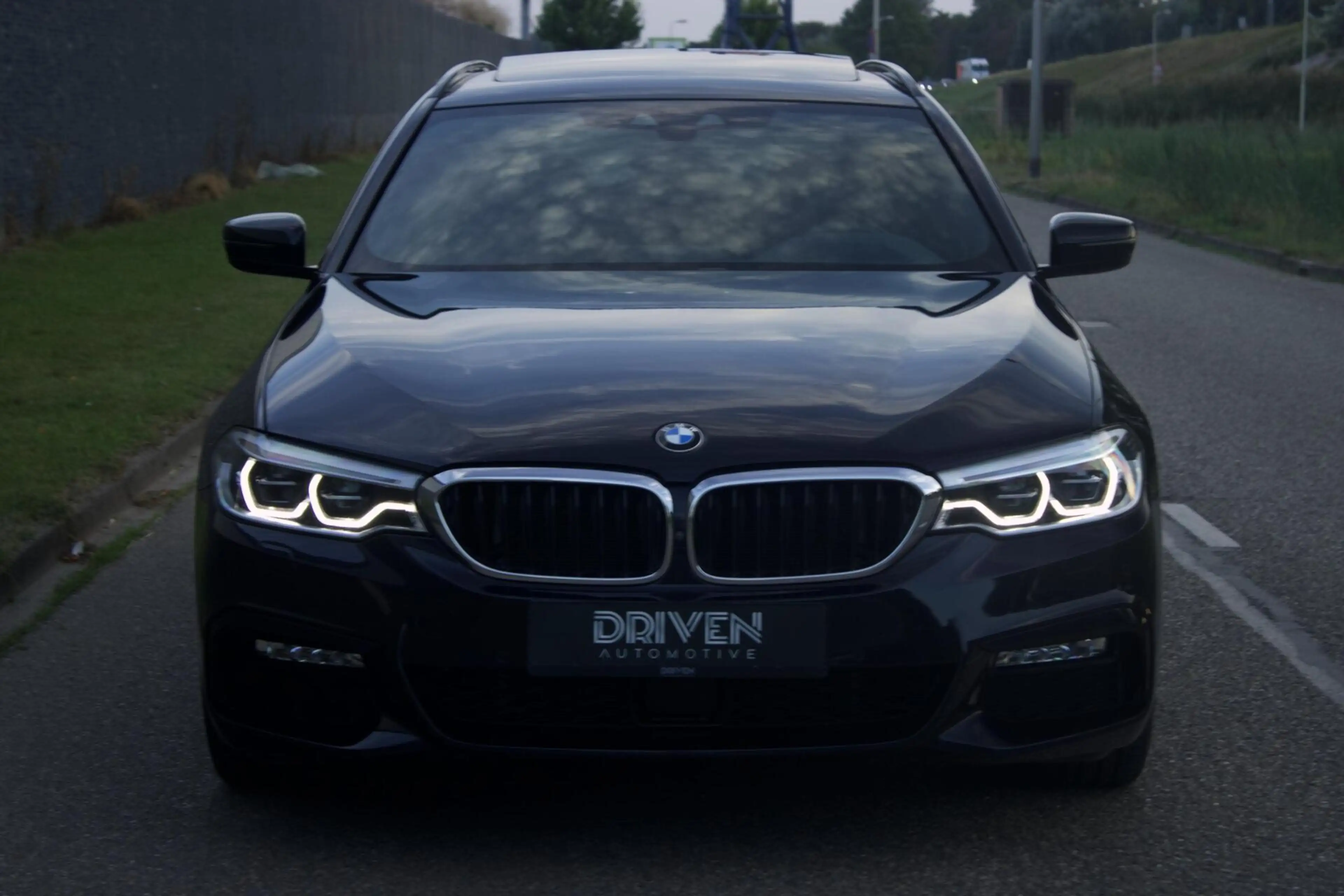 BMW 540 5-serie Touring 540i xDrive High Executive — photo 6