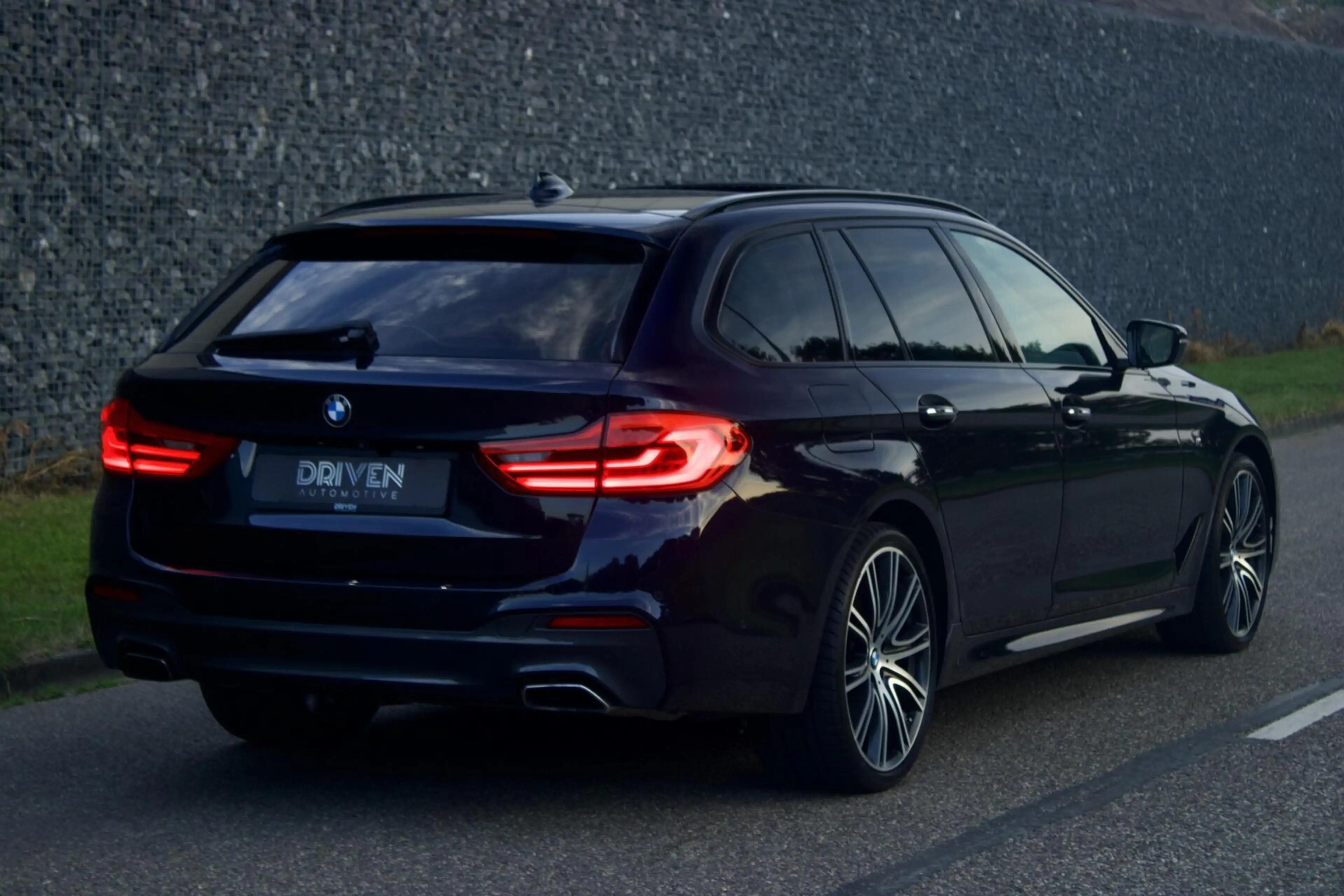BMW 540 5-serie Touring 540i xDrive High Executive — photo 5