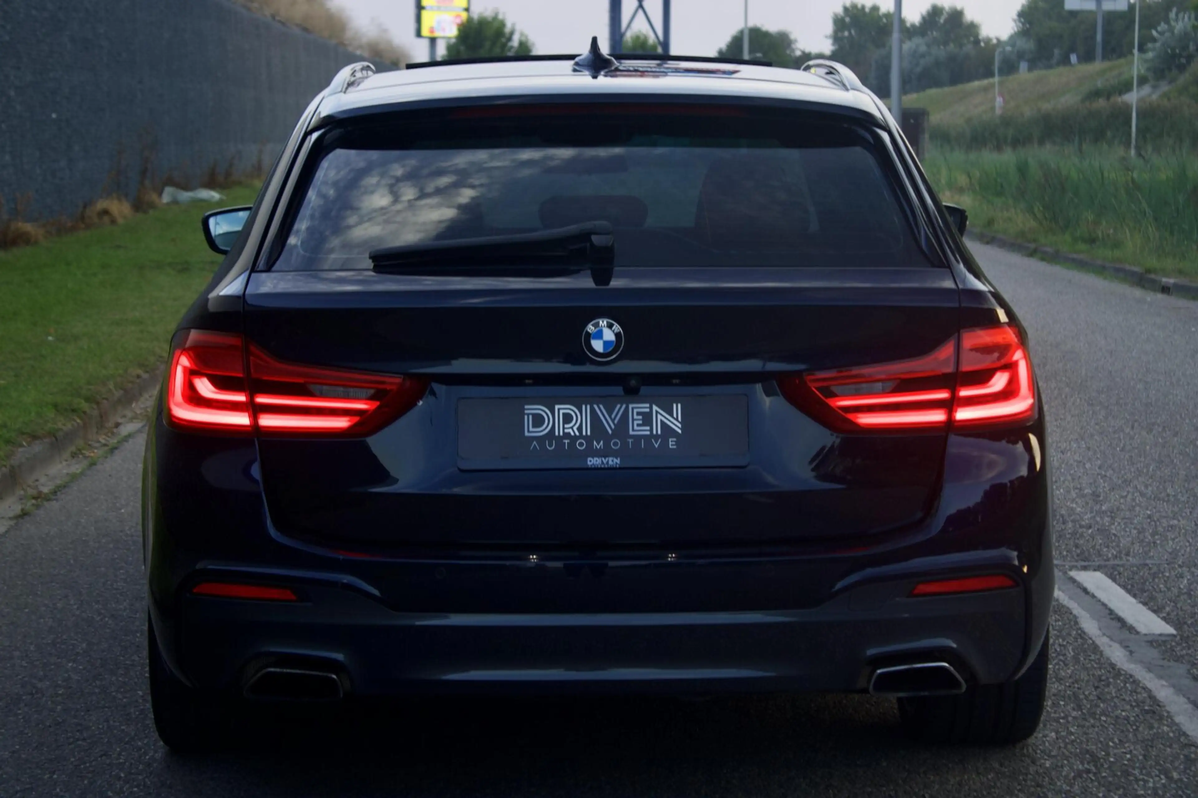 BMW 540 5-serie Touring 540i xDrive High Executive — photo 7