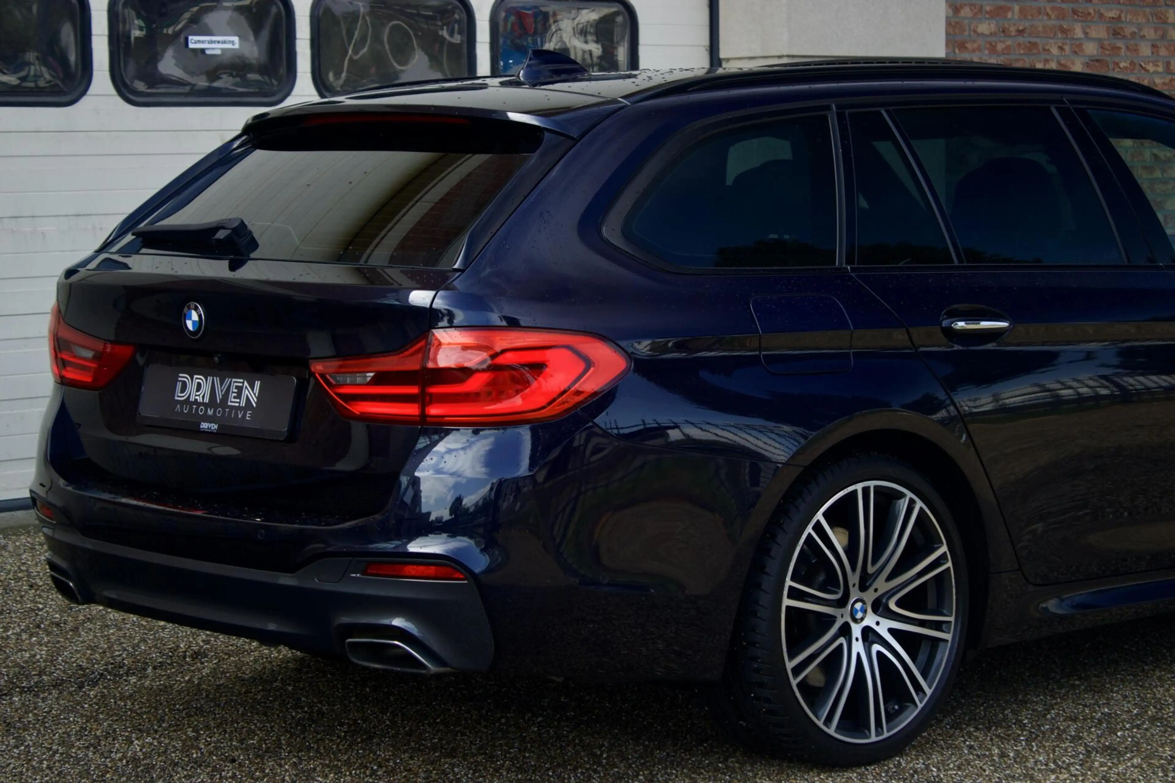 BMW 540 5-serie Touring 540i xDrive High Executive — photo 11