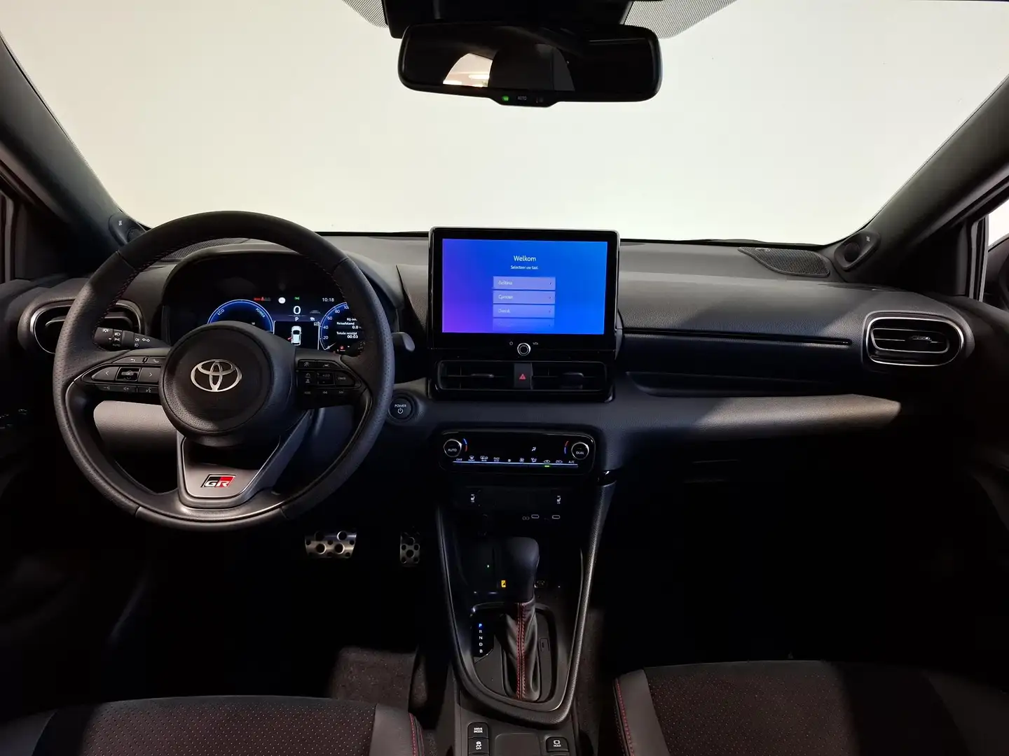 Toyota Yaris 1.5 Hybrid 130 GR Sport | Plus Pack | Panoramadak Gris - 2