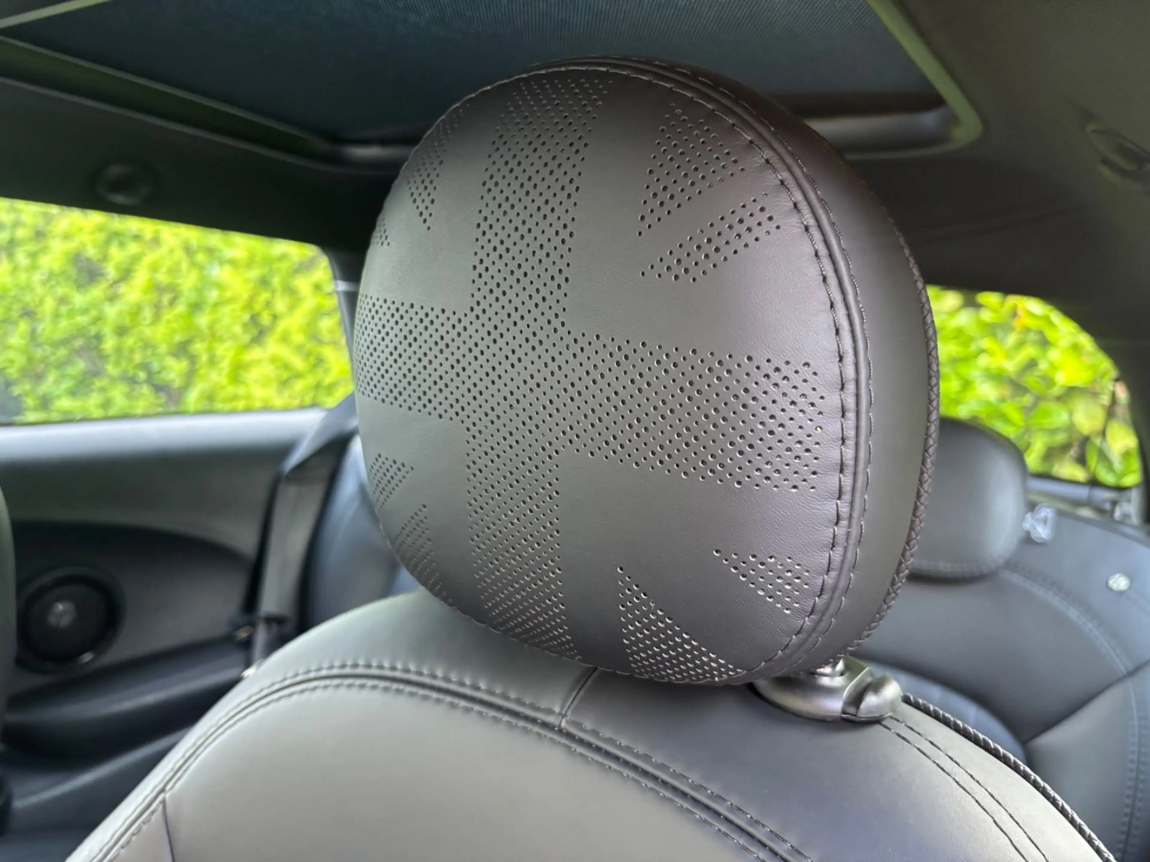 MINI Cooper SE Leder Pano HUD Navi LED KAM H/K 1.Hd — photo 22