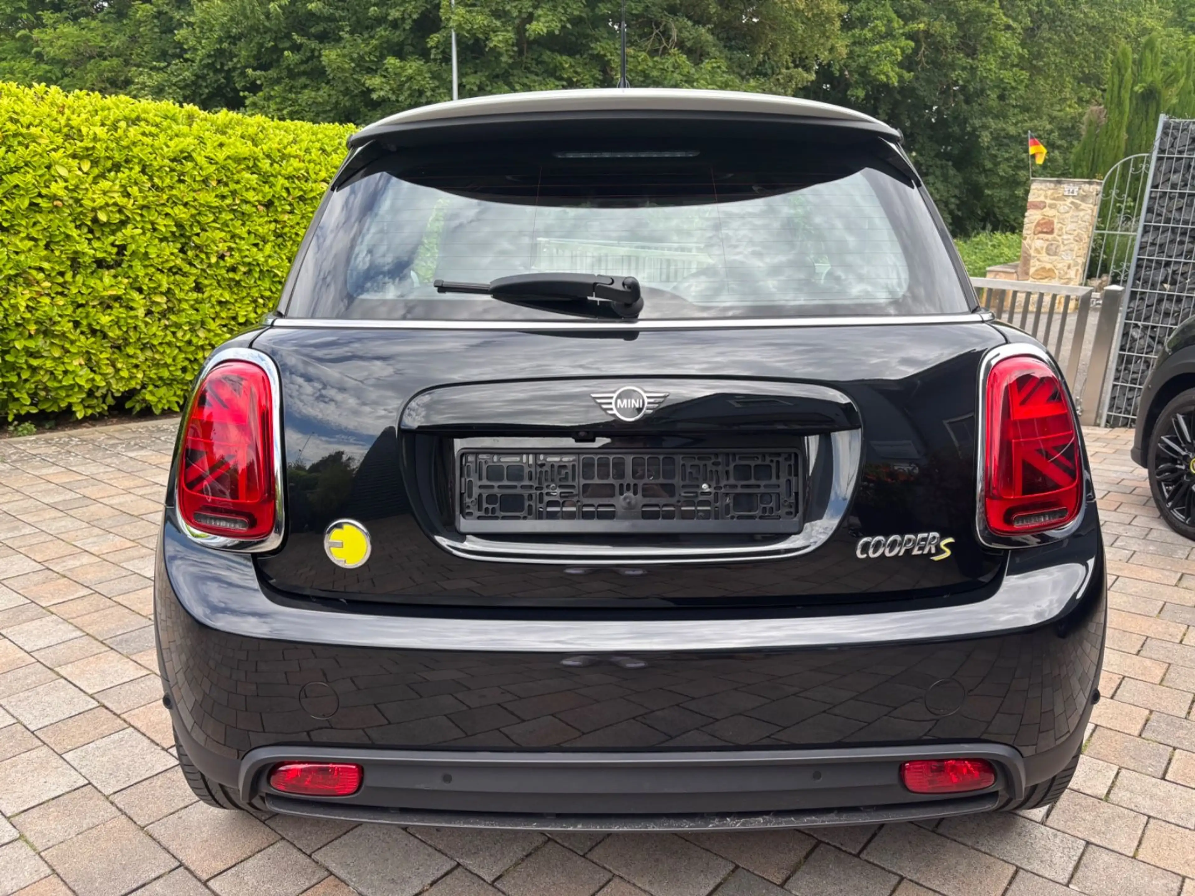 MINI Cooper SE Leder Pano HUD Navi LED KAM H/K 1.Hd — photo 7