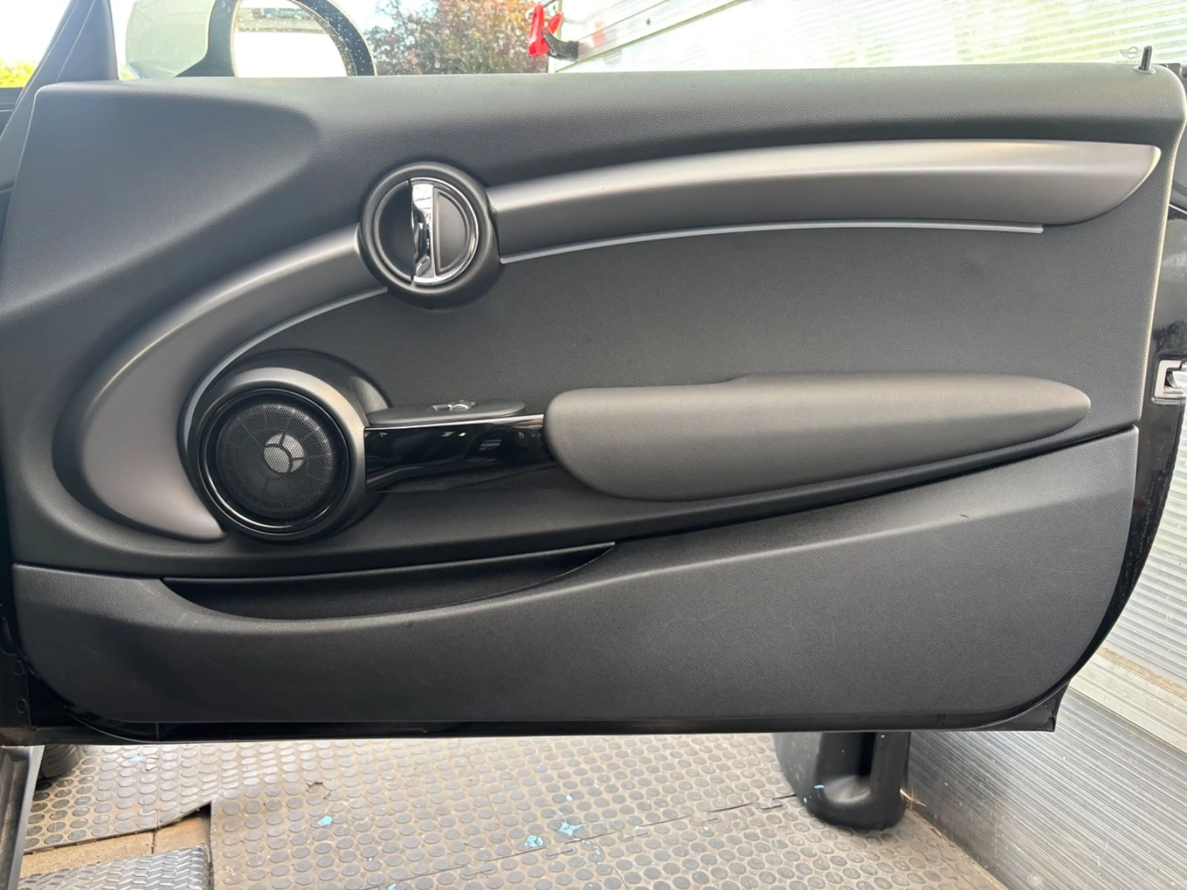 MINI Cooper SE Leder Pano HUD Navi LED KAM H/K 1.Hd — photo 19