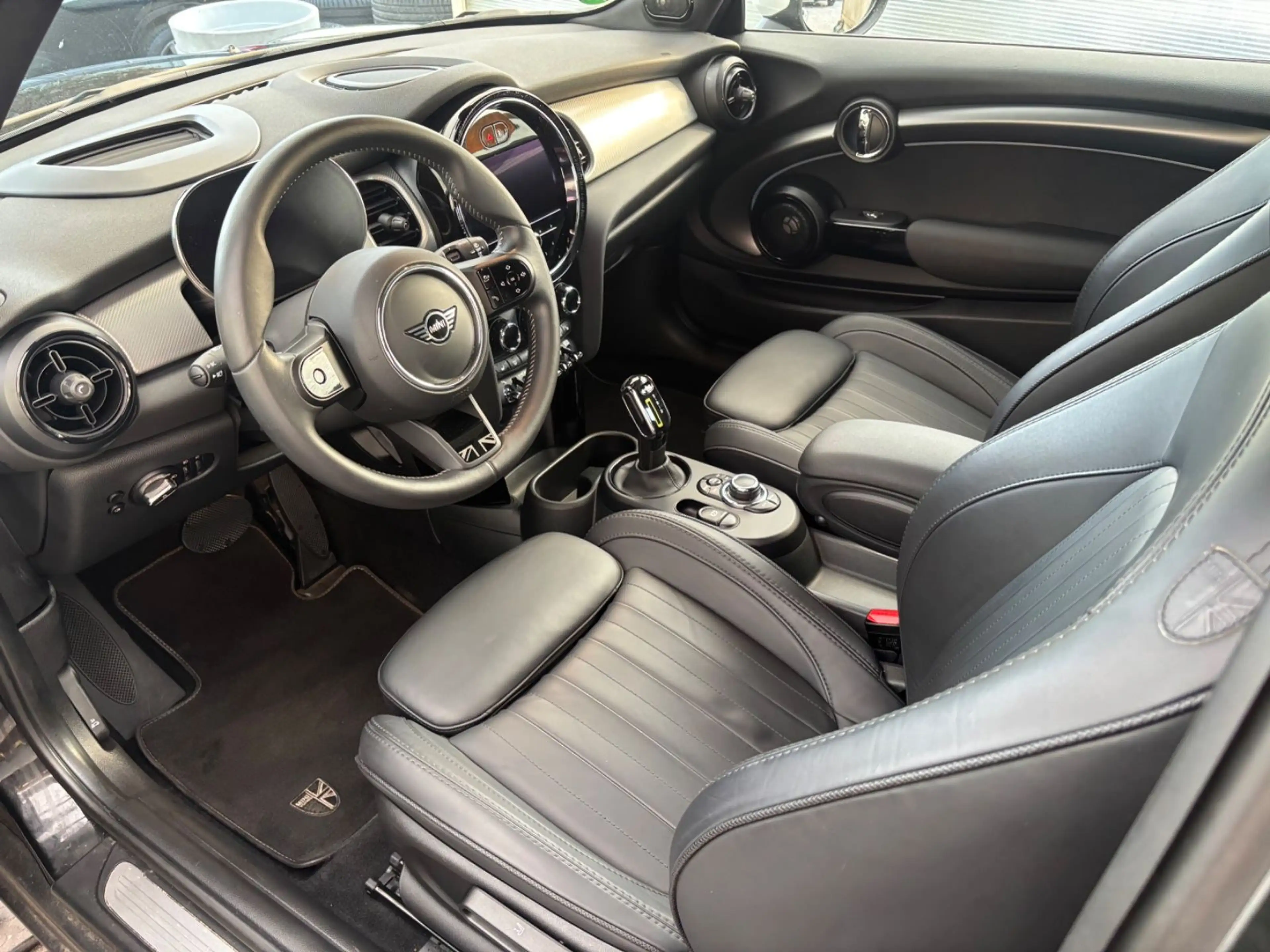 MINI Cooper SE Leder Pano HUD Navi LED KAM H/K 1.Hd — photo 12
