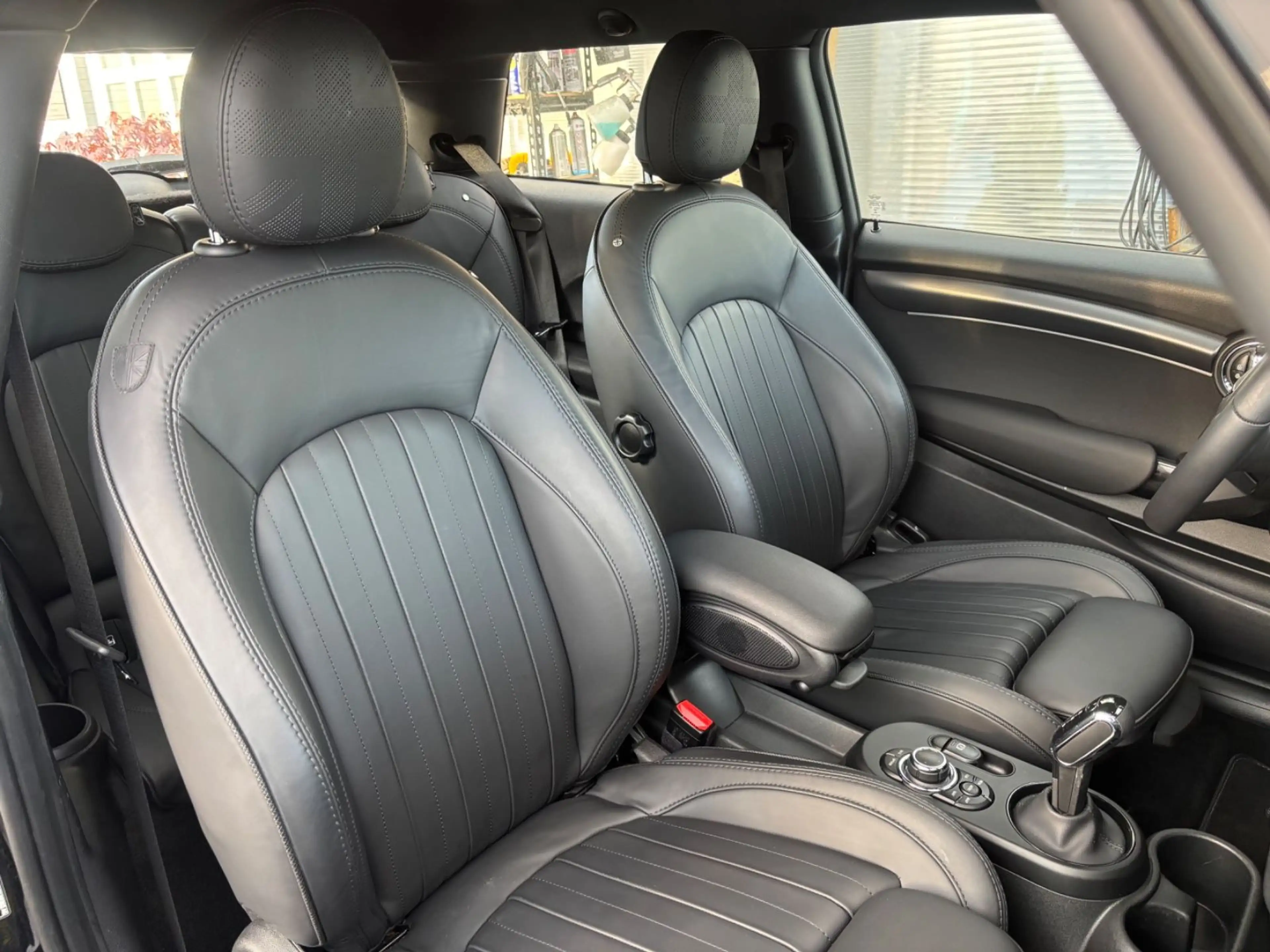 MINI Cooper SE Leder Pano HUD Navi LED KAM H/K 1.Hd — photo 14