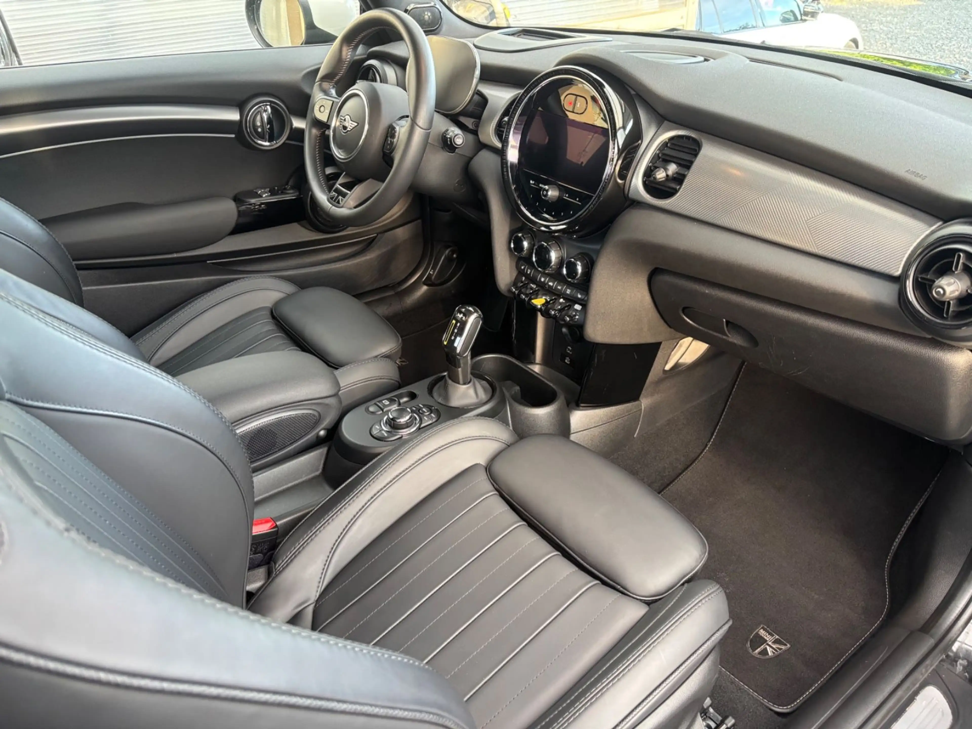 MINI Cooper SE Leder Pano HUD Navi LED KAM H/K 1.Hd — photo 13