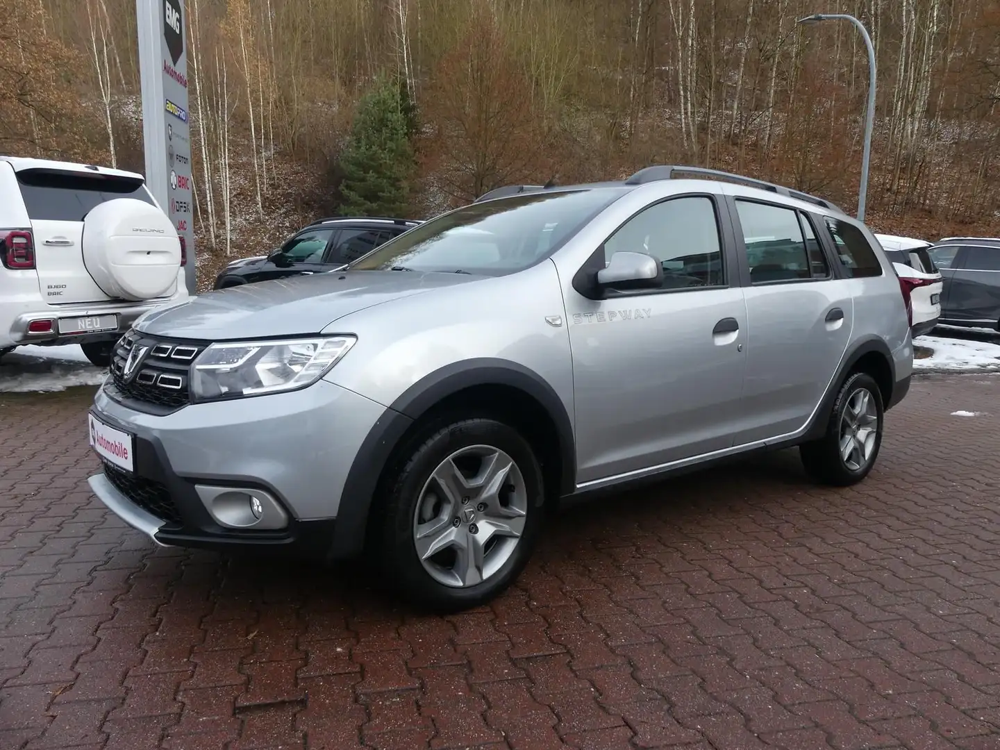 Dacia Logan *MCV*Stepway*PDC*Klima*Navi*Kamera Silber - 1