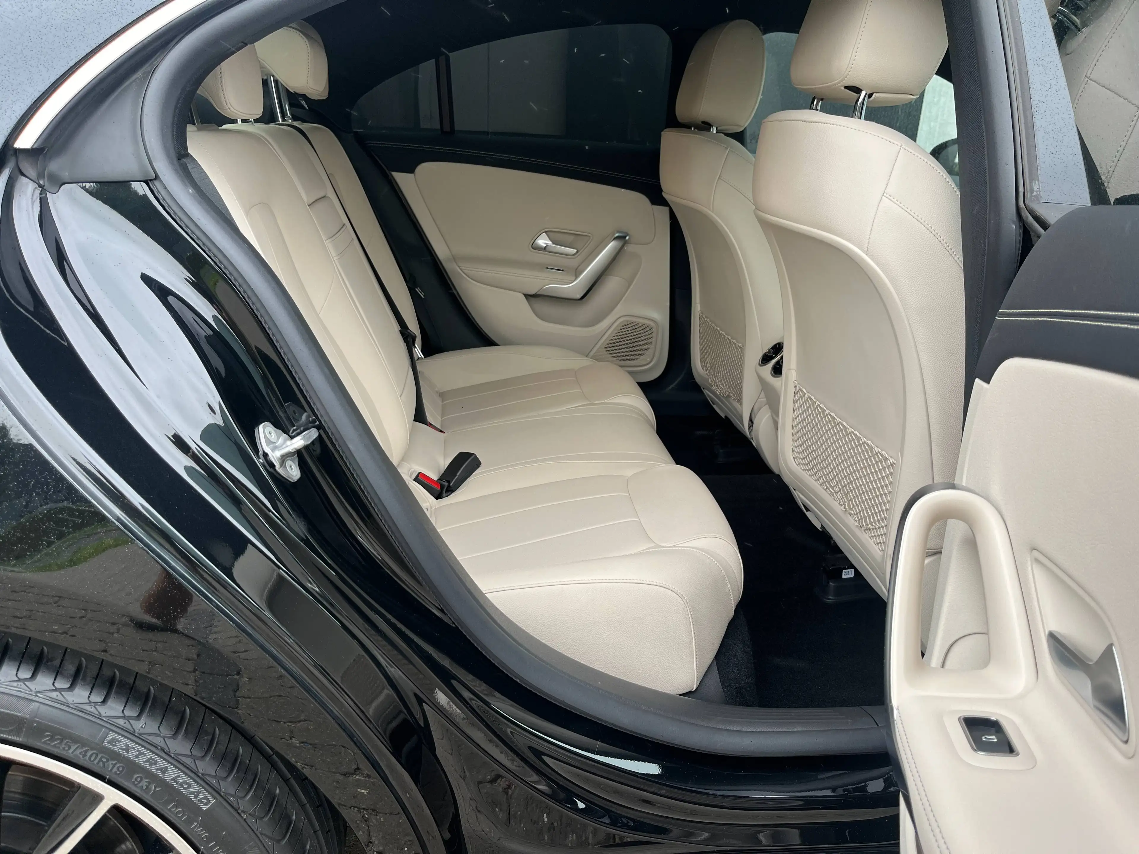 Mercedes-Benz CLA 180 CLA 180iA DCT Coupé Widescreen/Panodak/Sfeerverlichting/Sportzetels/Carplay — photo 14