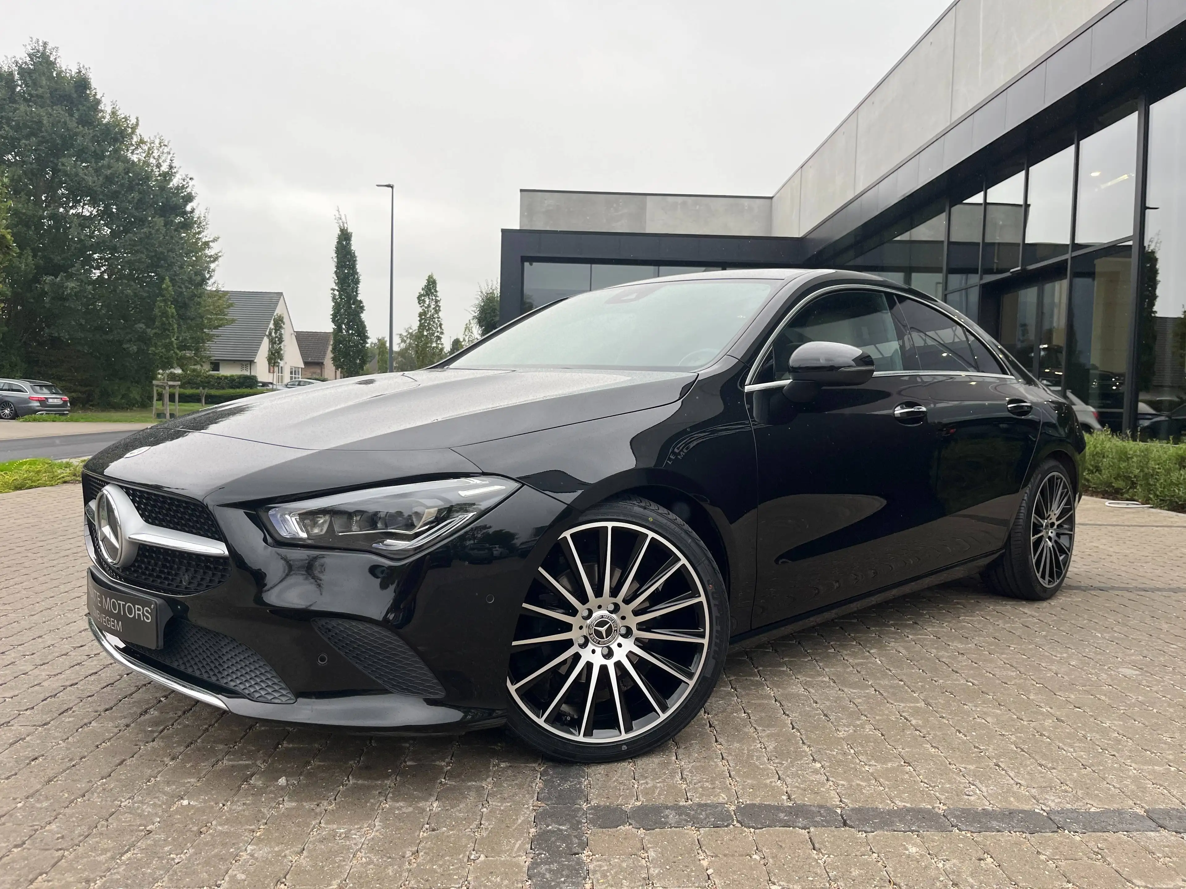 Mercedes-Benz CLA 180 CLA 180iA DCT Coupé Widescreen/Panodak/Sfeerverlichting/Sportzetels/Carplay — photo 2