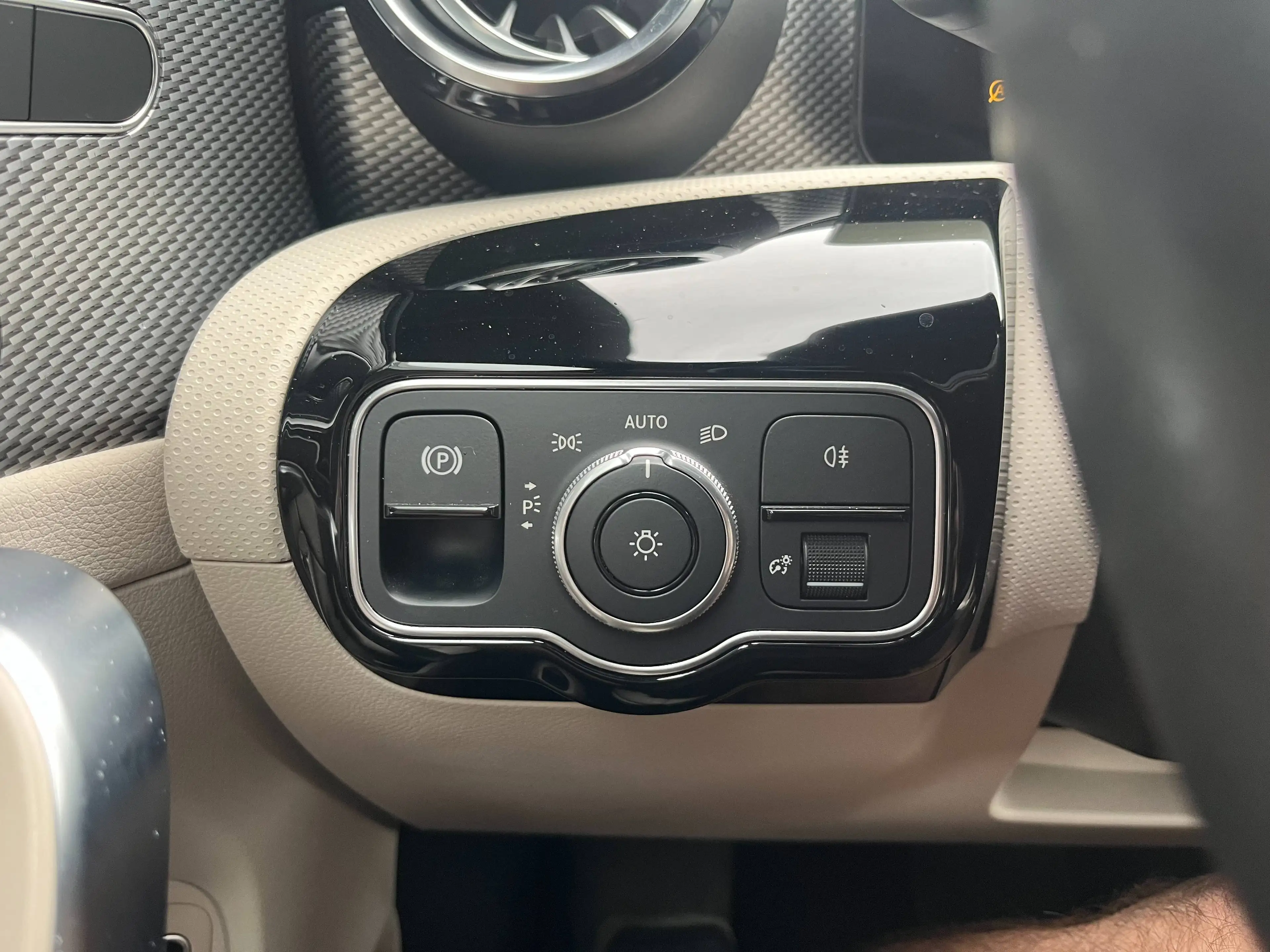 Mercedes-Benz CLA 180 CLA 180iA DCT Coupé Widescreen/Panodak/Sfeerverlichting/Sportzetels/Carplay — photo 18