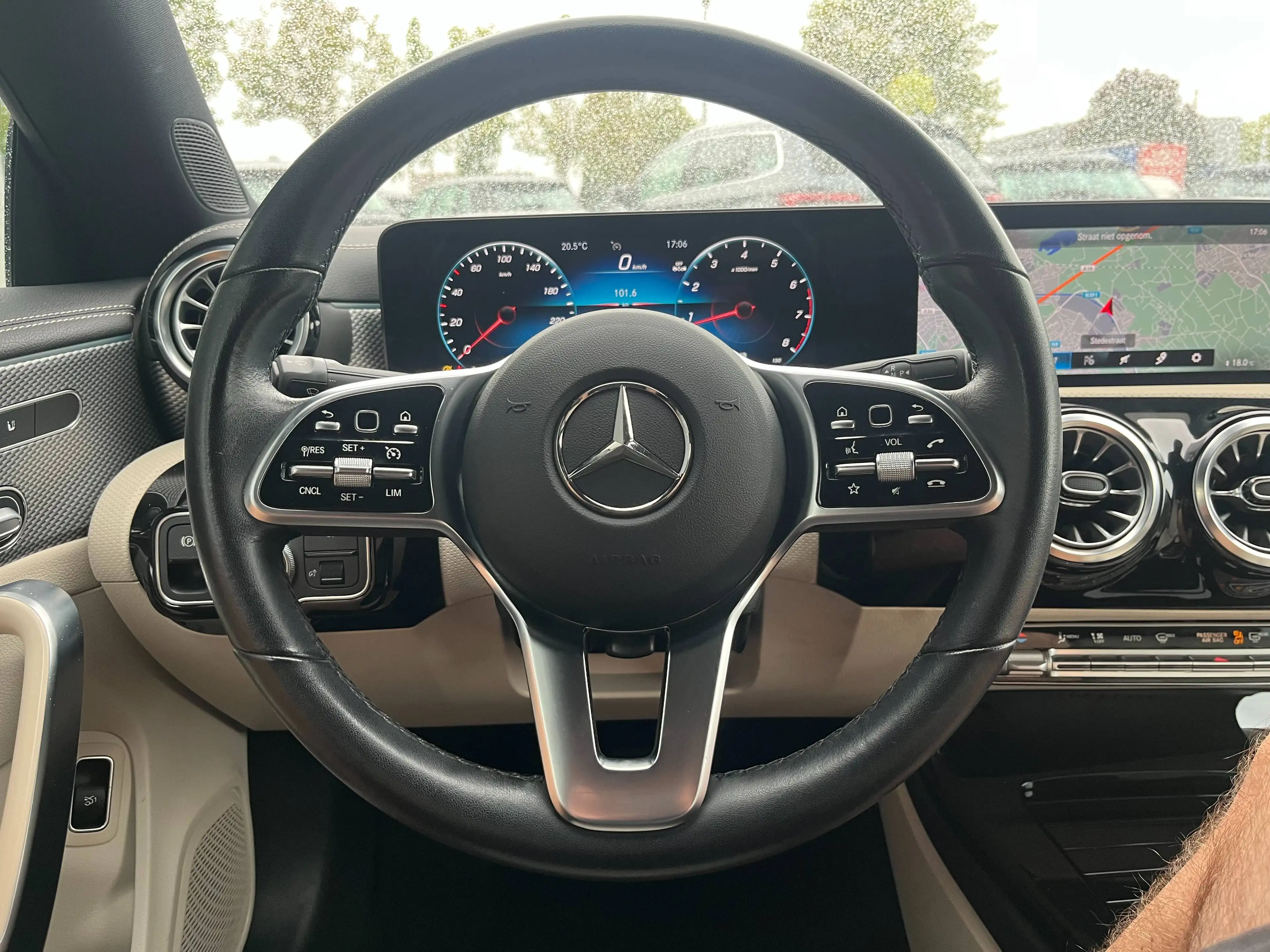 Mercedes-Benz CLA 180 CLA 180iA DCT Coupé Widescreen/Panodak/Sfeerverlichting/Sportzetels/Carplay — photo 19