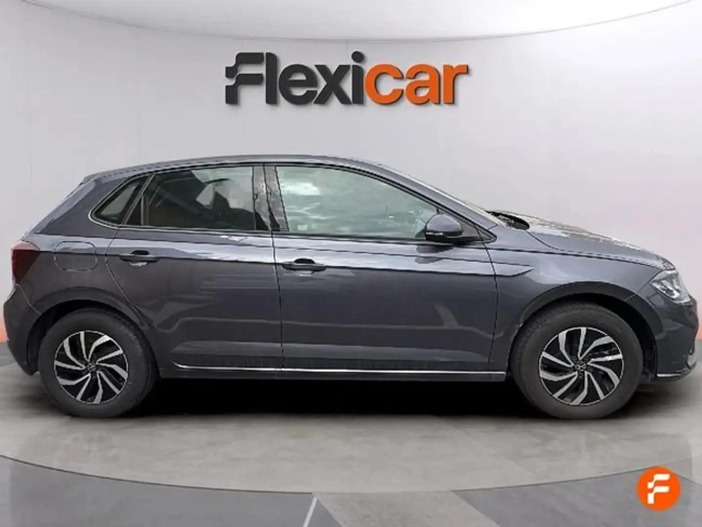 Volkswagen Polo 1.0 TSI Life 70kW Gris - 2