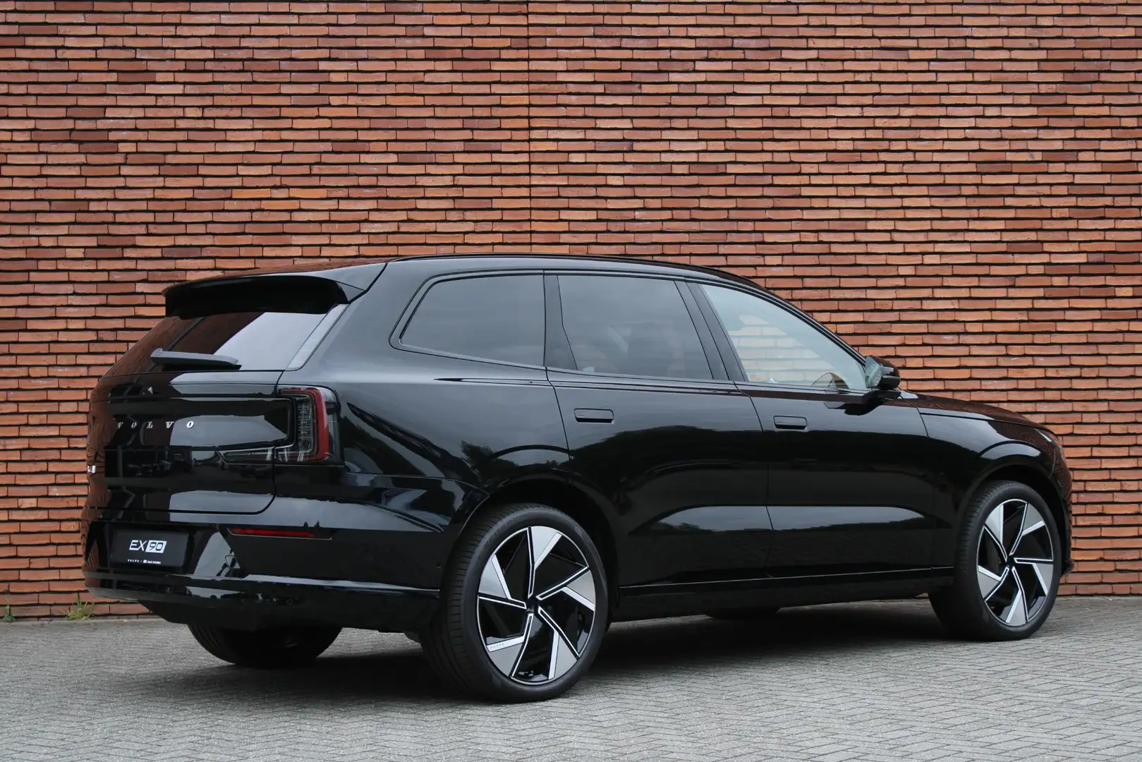 Volvo EX90 Twin Motor Performance AWD Ultra 7p. 111 kWh Full Zwart - 2