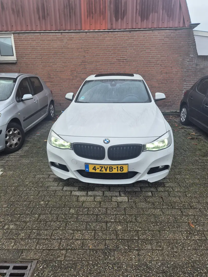 BMW 328 GT Белый - 1