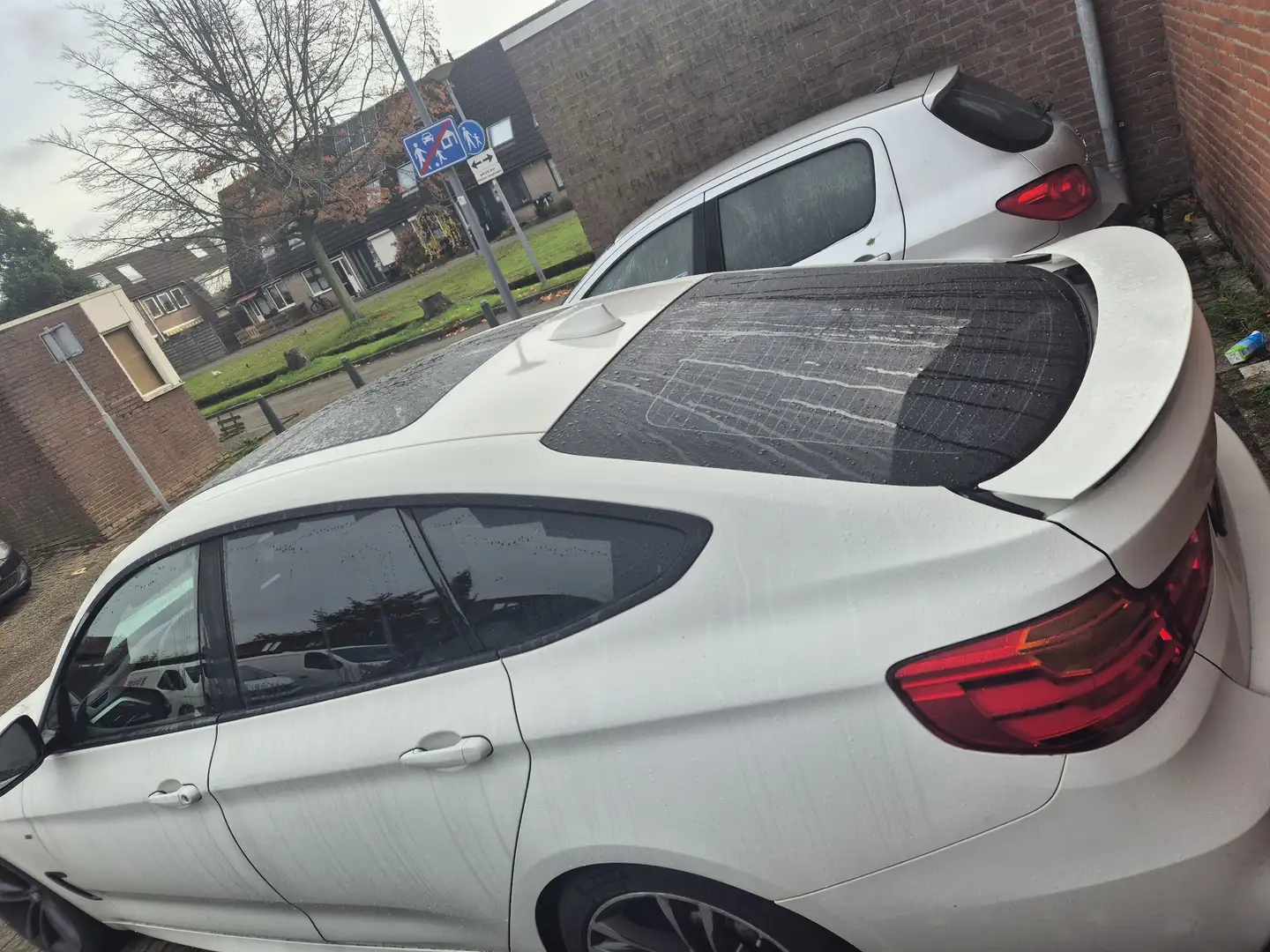 BMW 328 GT Белый - 2