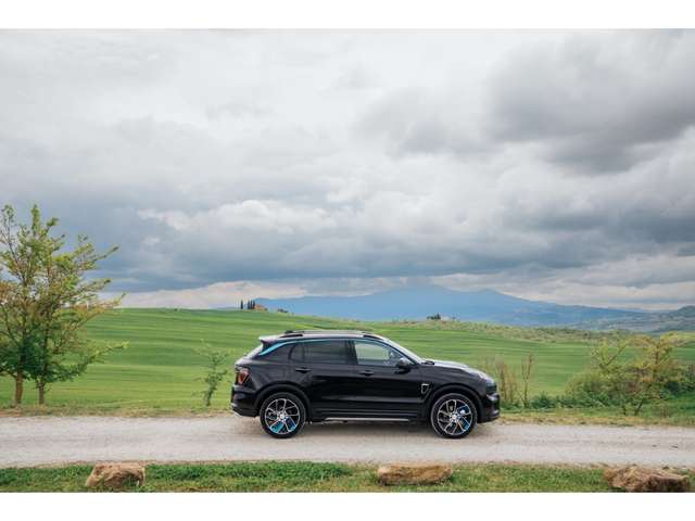 Lynk & Co 01 Lynk & Co Händler (Garantie) / TÜV Neu / Service N