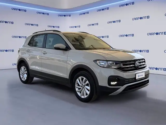 Volkswagen T-Cross view 8