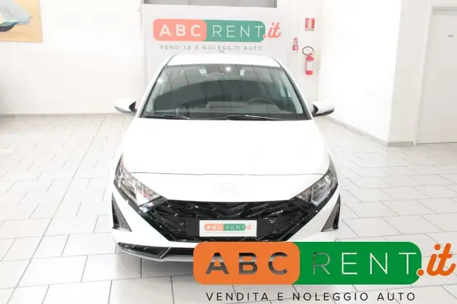 Hyundai I20 view 3
