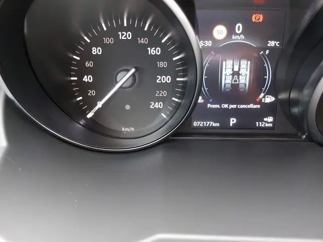 Land Rover Range Rover Evoque view 5