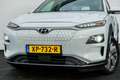 Hyundai KONA EV Premium 64 kWh Schuifdak/ Leer/ Stoel-stuurverw Wit - thumbnail 2