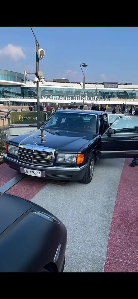 Mercedes-Benz S 300 SE, foto 2