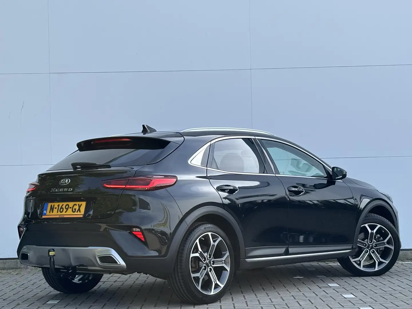 Kia XCeed 1.6 GDi PHEV ExecutiveLine Zwart - 2
