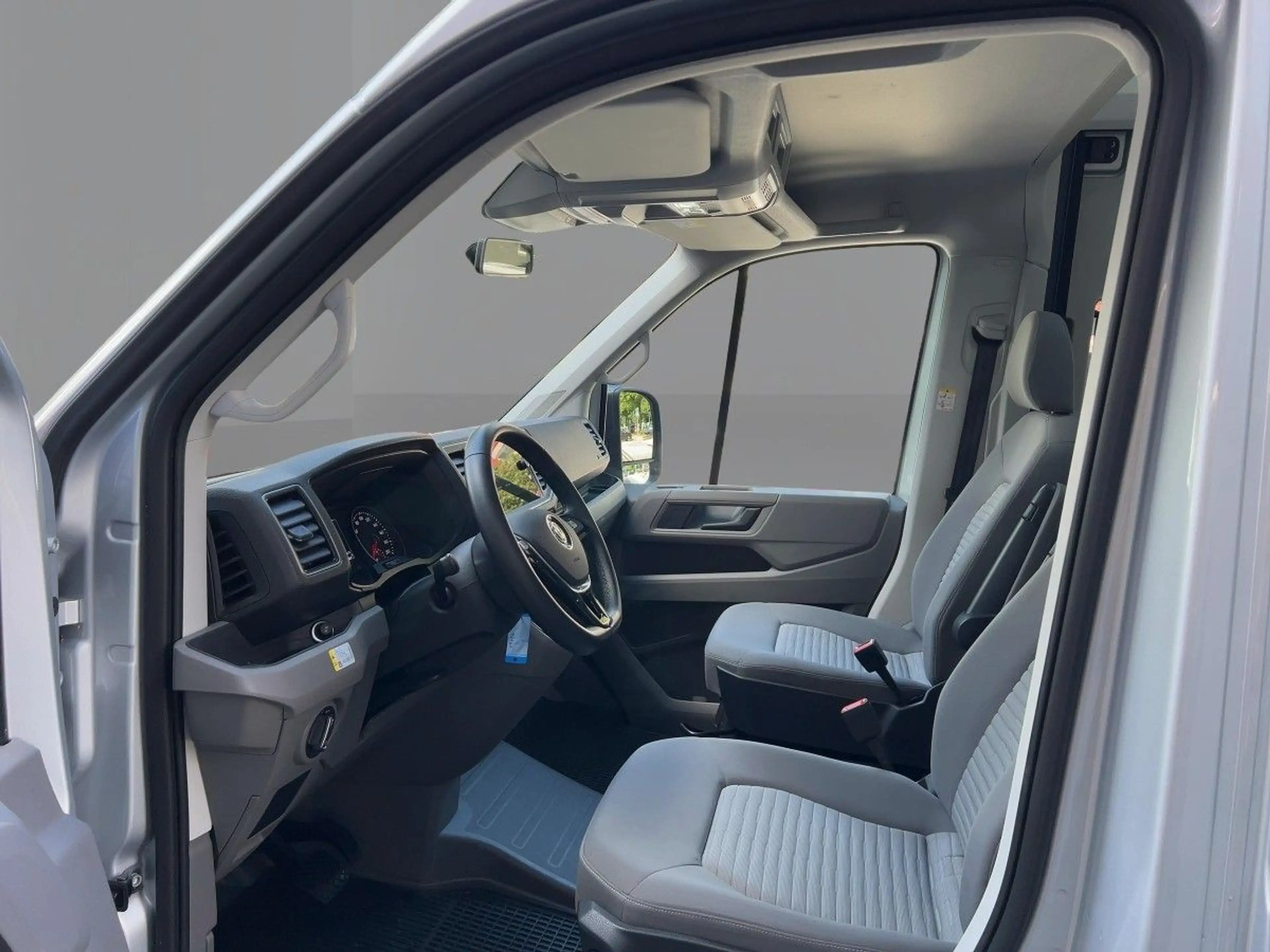 Volkswagen Grand California 2.0 TDI Automatik LR Solar — photo 6