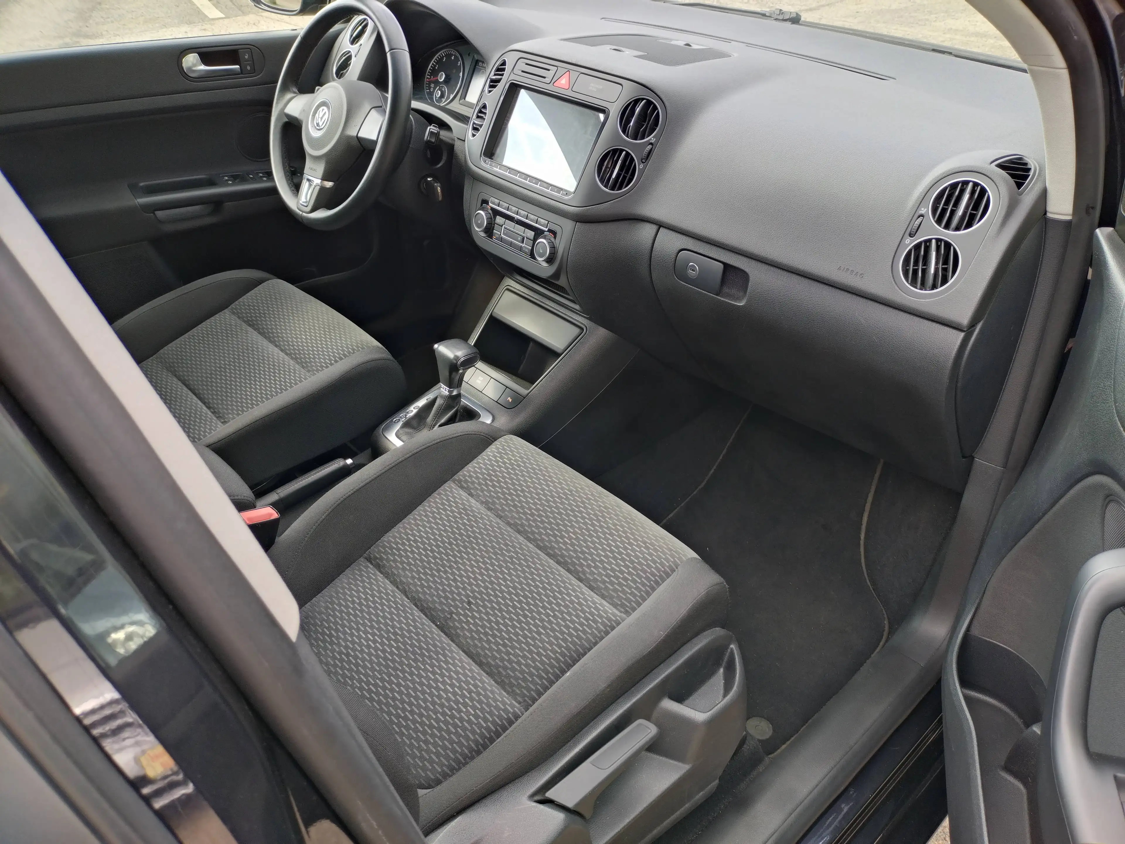Volkswagen Golf Plus Comfortline +Navi+PDC+SHZ+Blue+Xenon+N.Tüv — photo 9