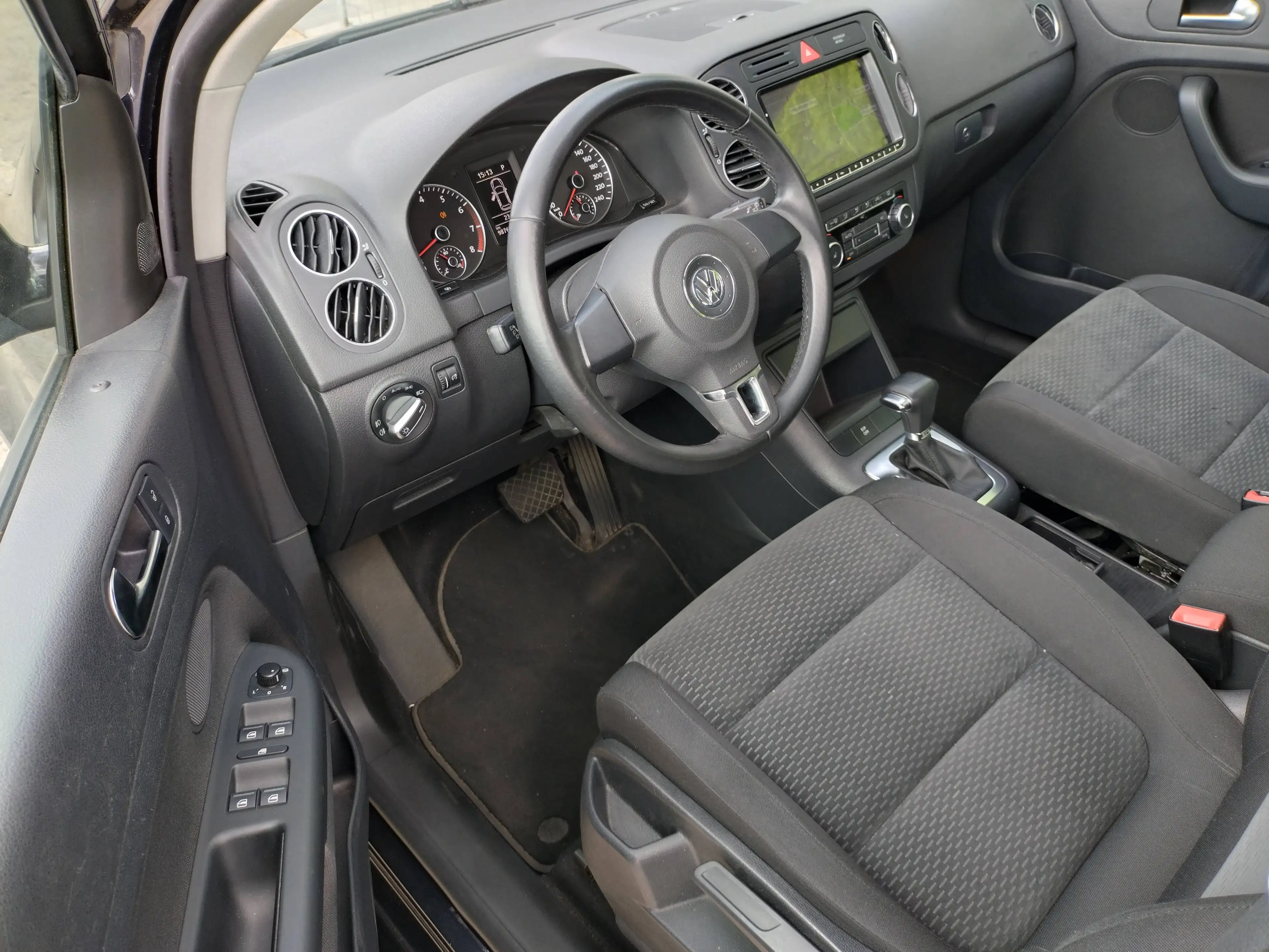 Volkswagen Golf Plus Comfortline +Navi+PDC+SHZ+Blue+Xenon+N.Tüv — photo 6