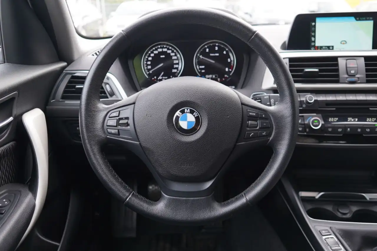 BMW 116 Citadine 5 portes — photo 9 sur 25
