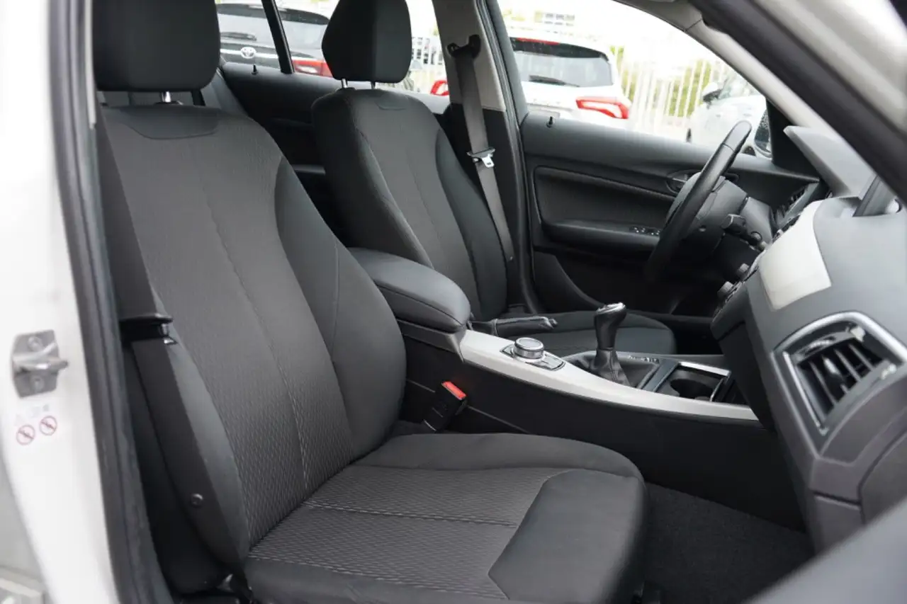 BMW 116 Citadine 5 portes — photo 7 sur 25