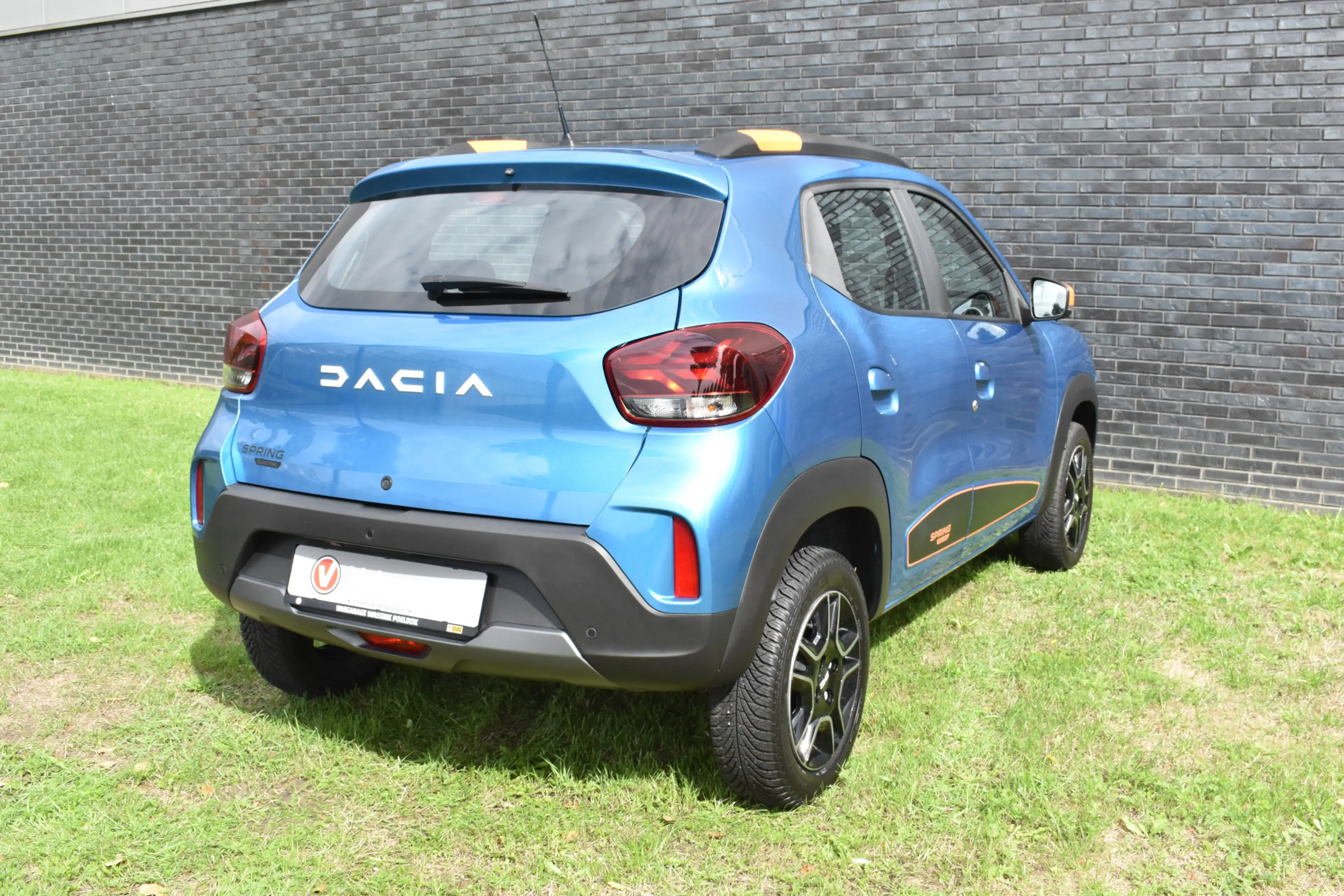 Dacia Spring Essential 27 kWh vol electric — photo 5