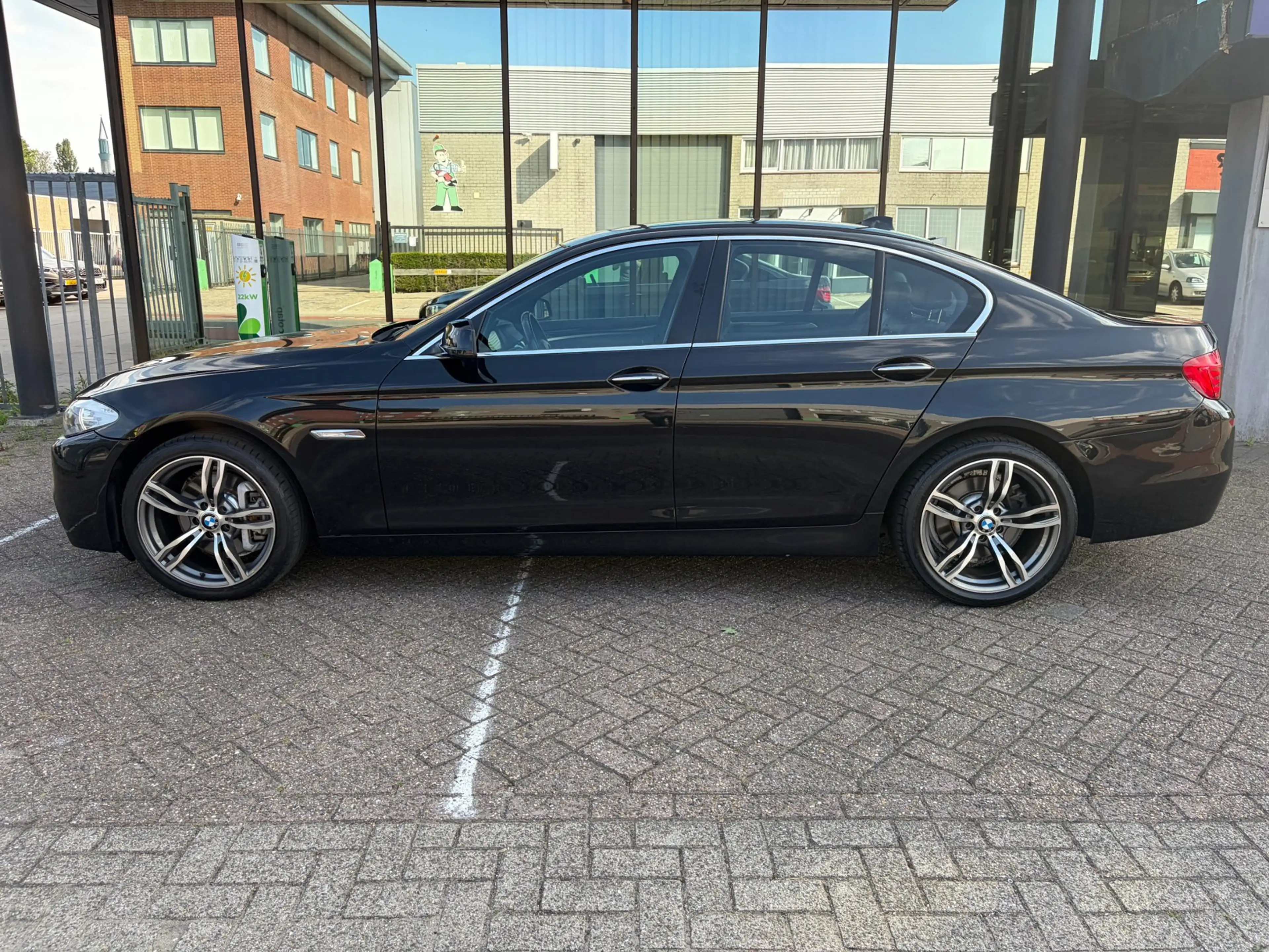 BMW 535 5-serie 535i High Executive / M-Pakket / Leder / A — photo 3