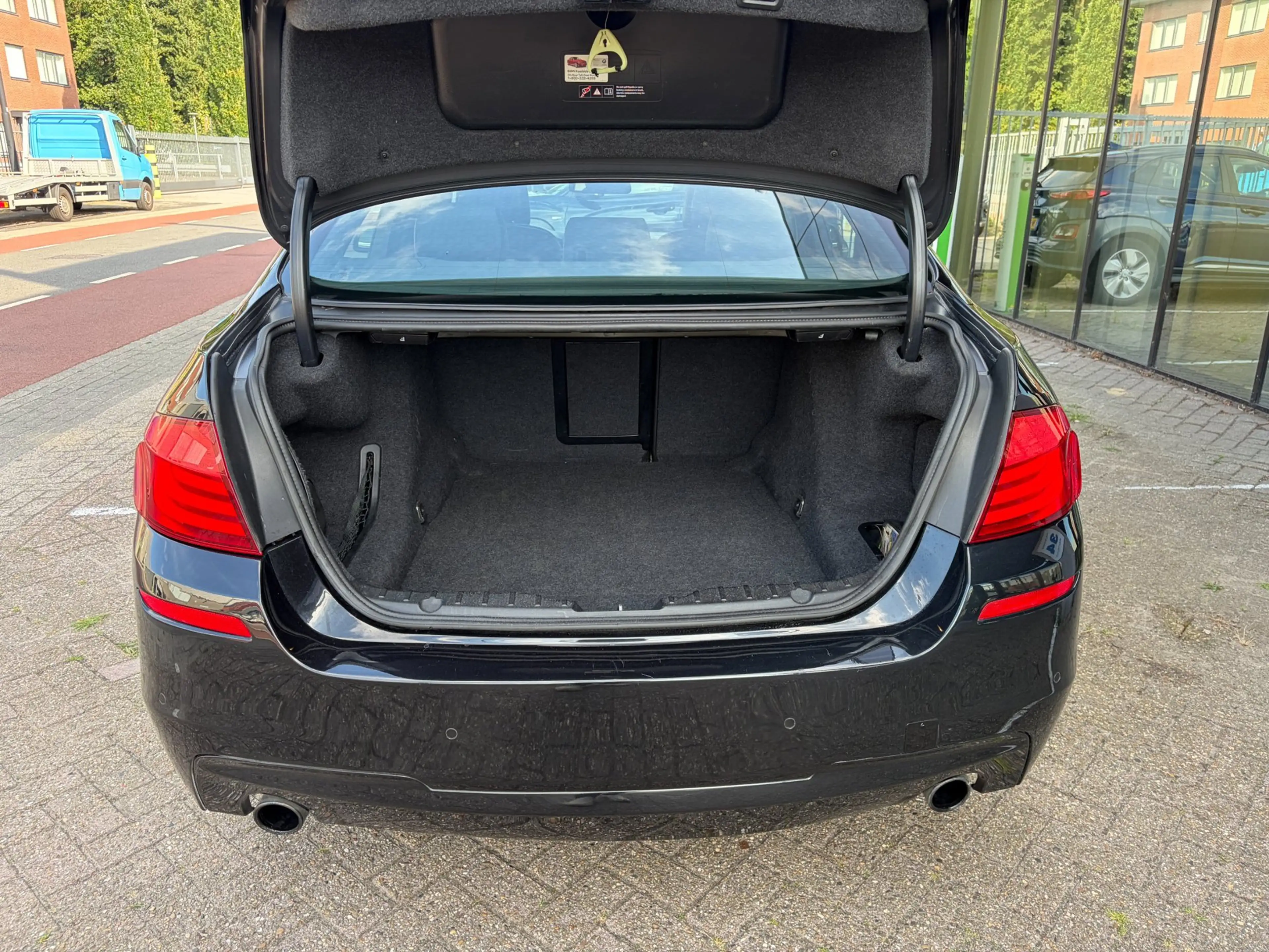 BMW 535 5-serie 535i High Executive / M-Pakket / Leder / A — photo 6