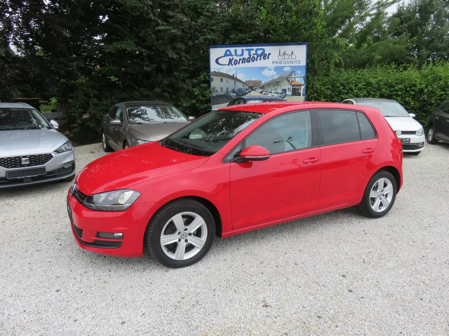 Volkswagen Golf VII Lim. Comfortline BMT Rouge - 2