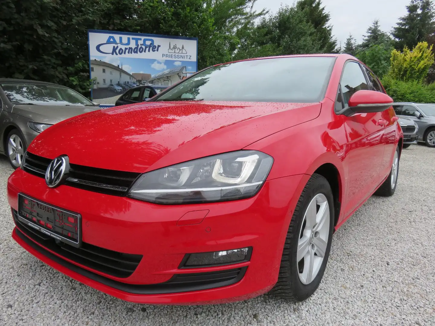 Volkswagen Golf VII Lim. Comfortline BMT Rouge - 1