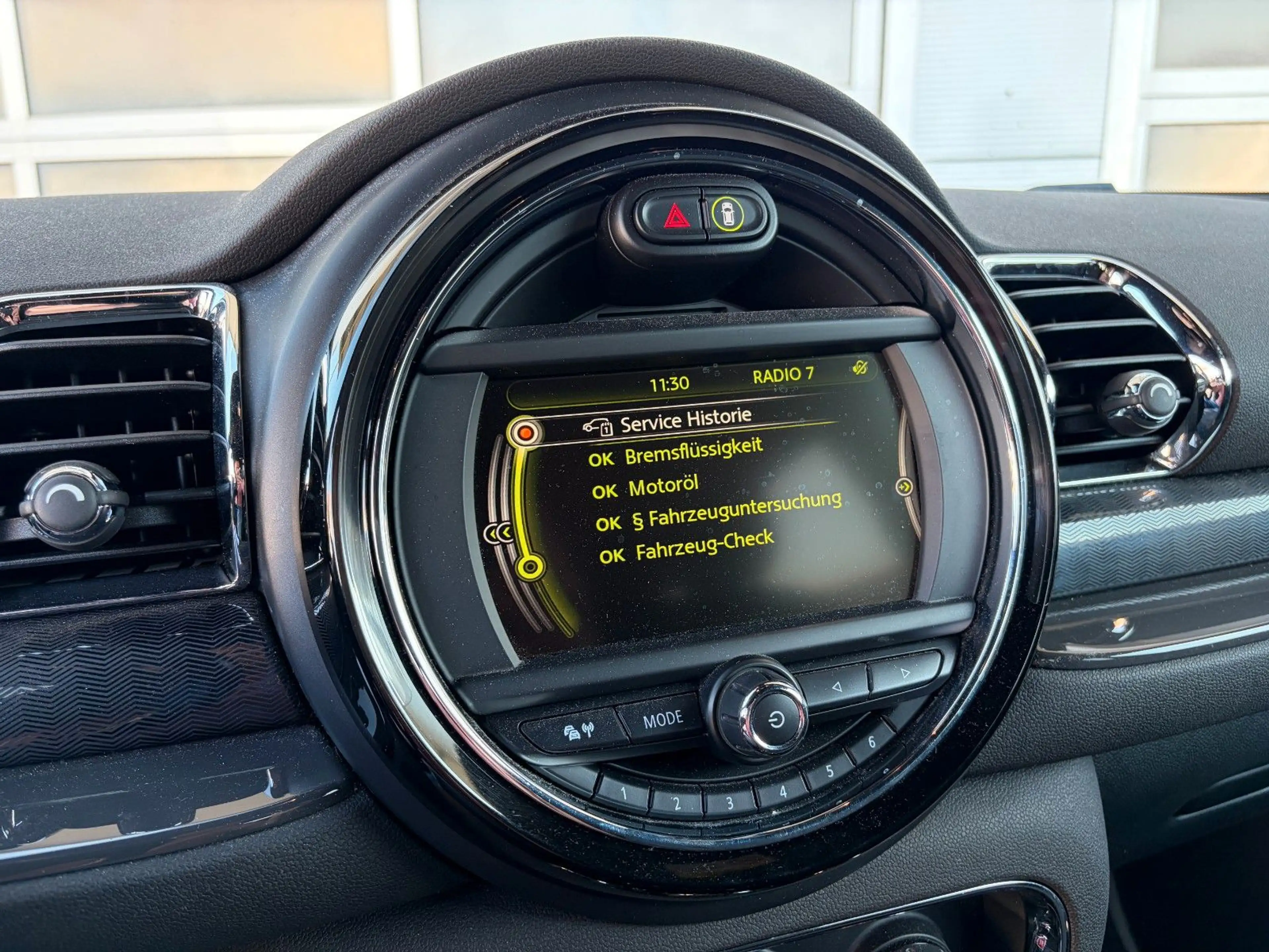 MINI One D Clubman DE-FZG. KLIMAAUTO SHZ PDC 17" ALU — photo 14