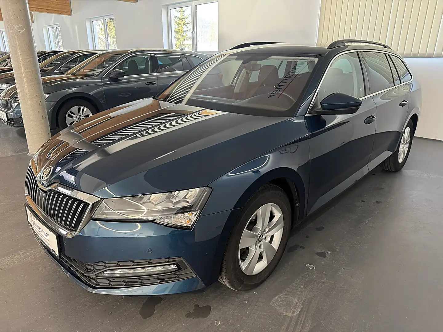 Skoda Superb Kombi 2,0TDI DSG *LED*NAVI*Sitzheizung*Tempomat... Blau - 2
