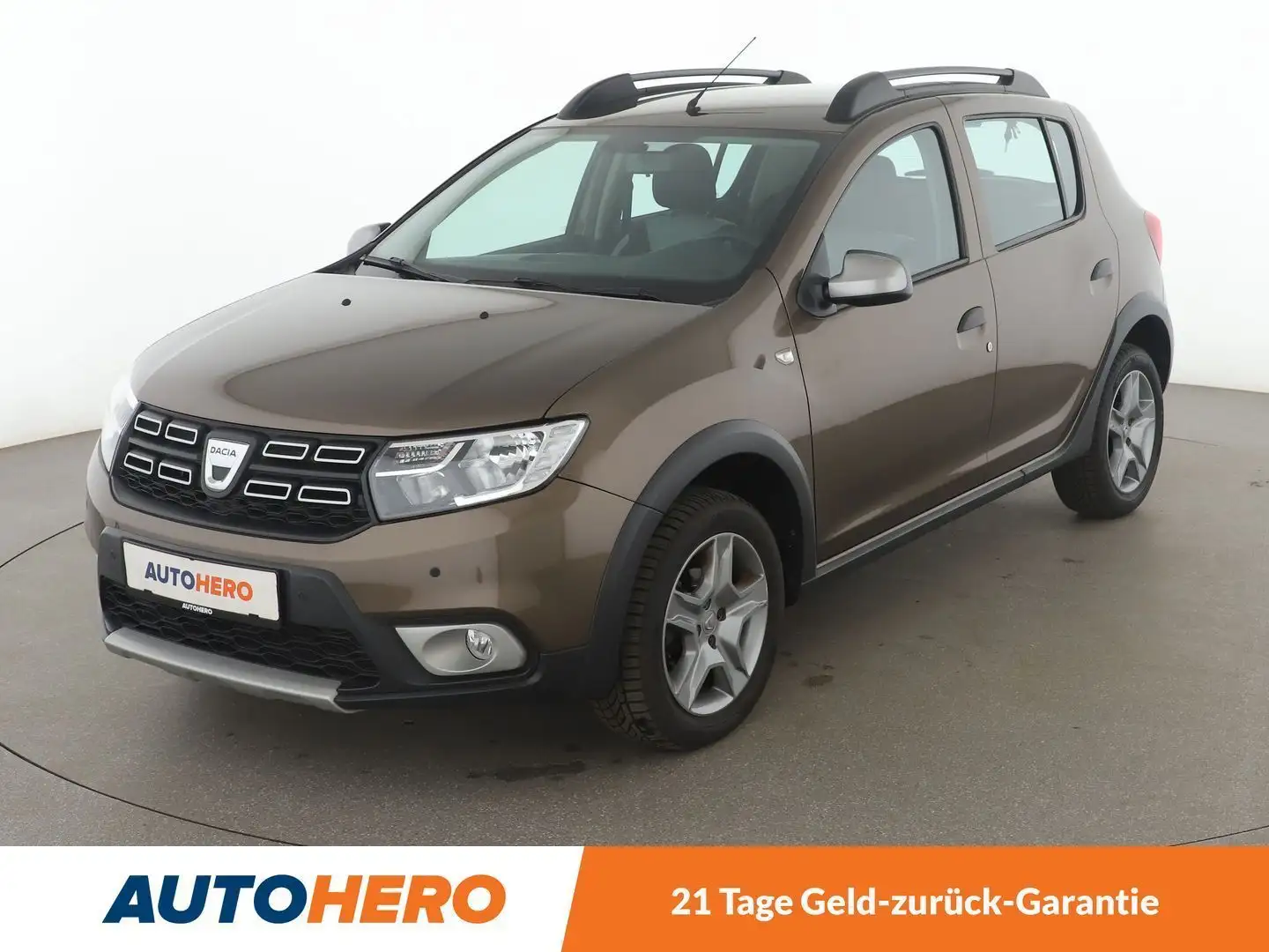 Dacia Sandero 0.9 TCe Stepway Prestige Aut.*NAVI*TEMPO*CAM*PDC* Marrone - 1