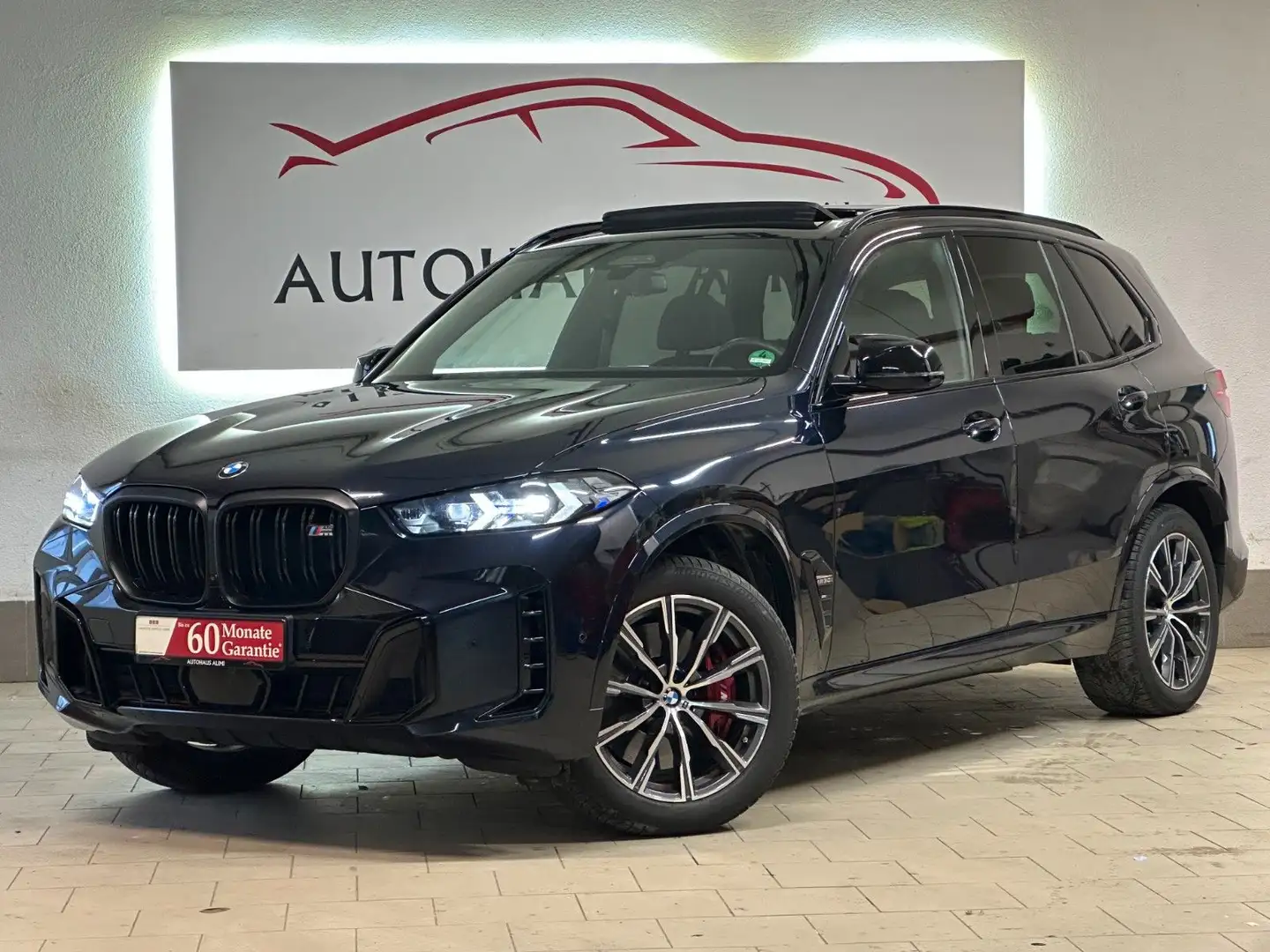 BMW X5 M60 i xDrive PanoSkyL*AHK*IntegralLenkung Schwarz - 2