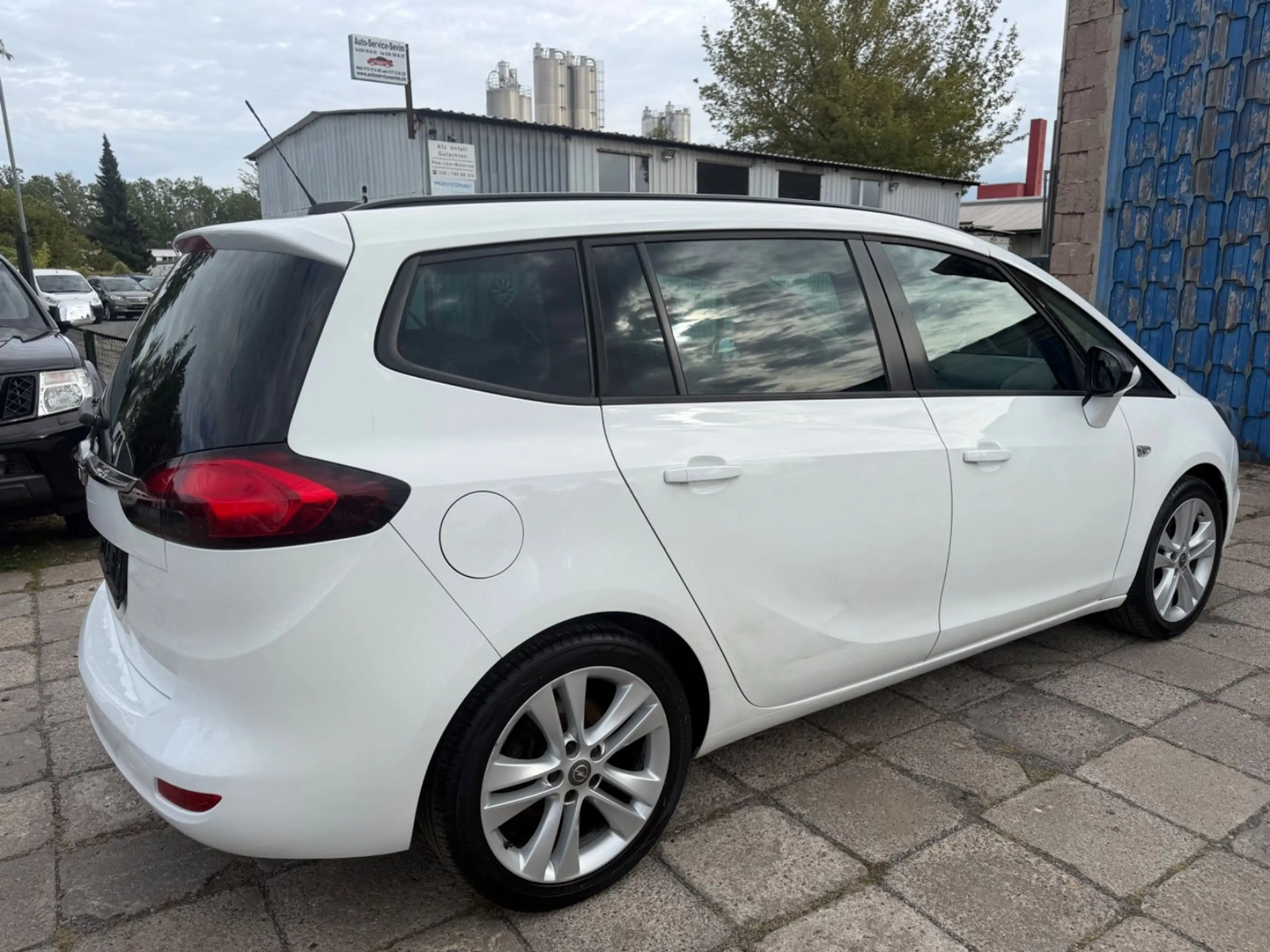 Opel Zafira C Edition*1.BESITZ*SCHECKHEFT*7 SITZE — photo 5