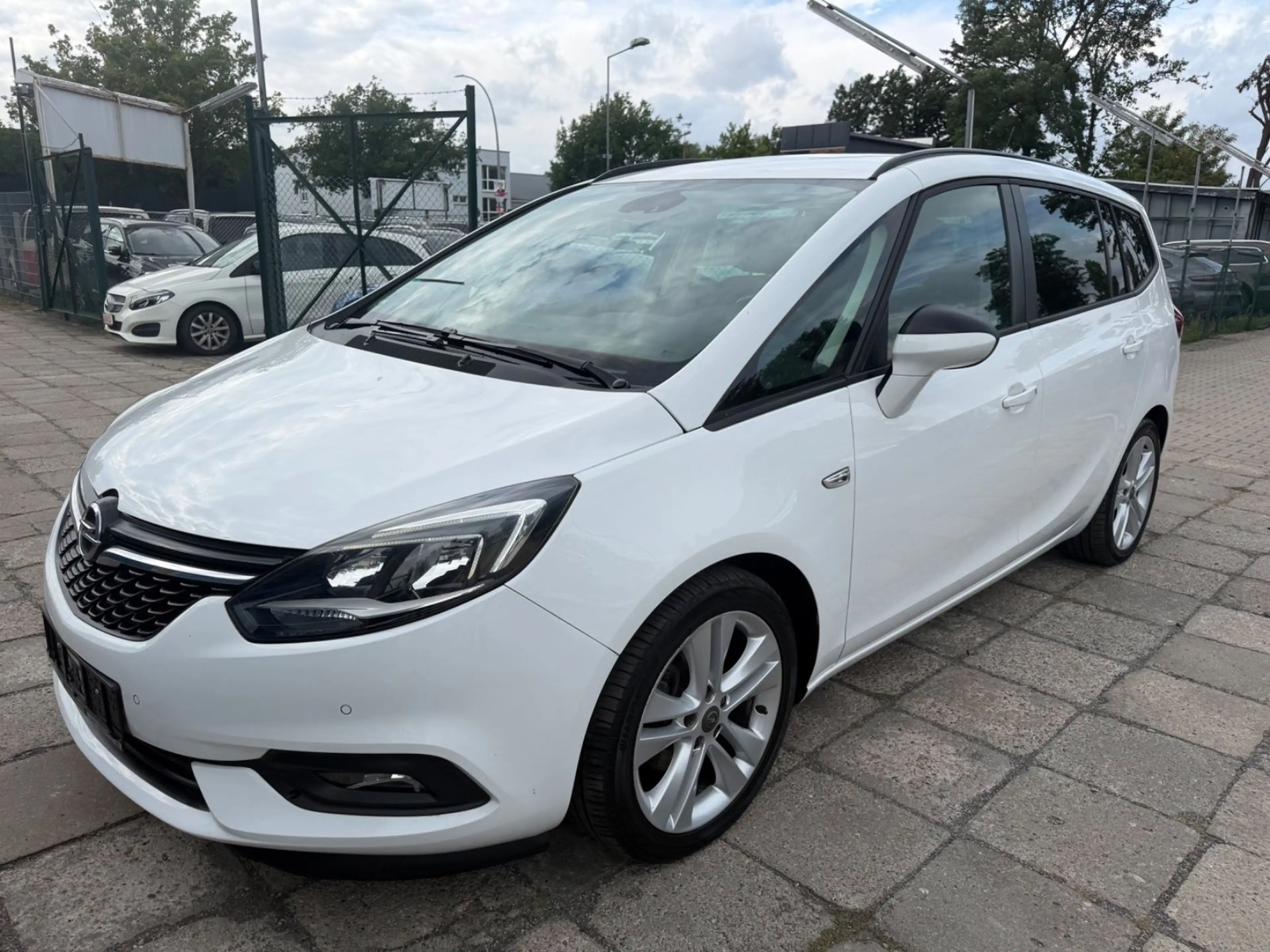 Opel Zafira C Edition*1.BESITZ*SCHECKHEFT*7 SITZE — photo 10